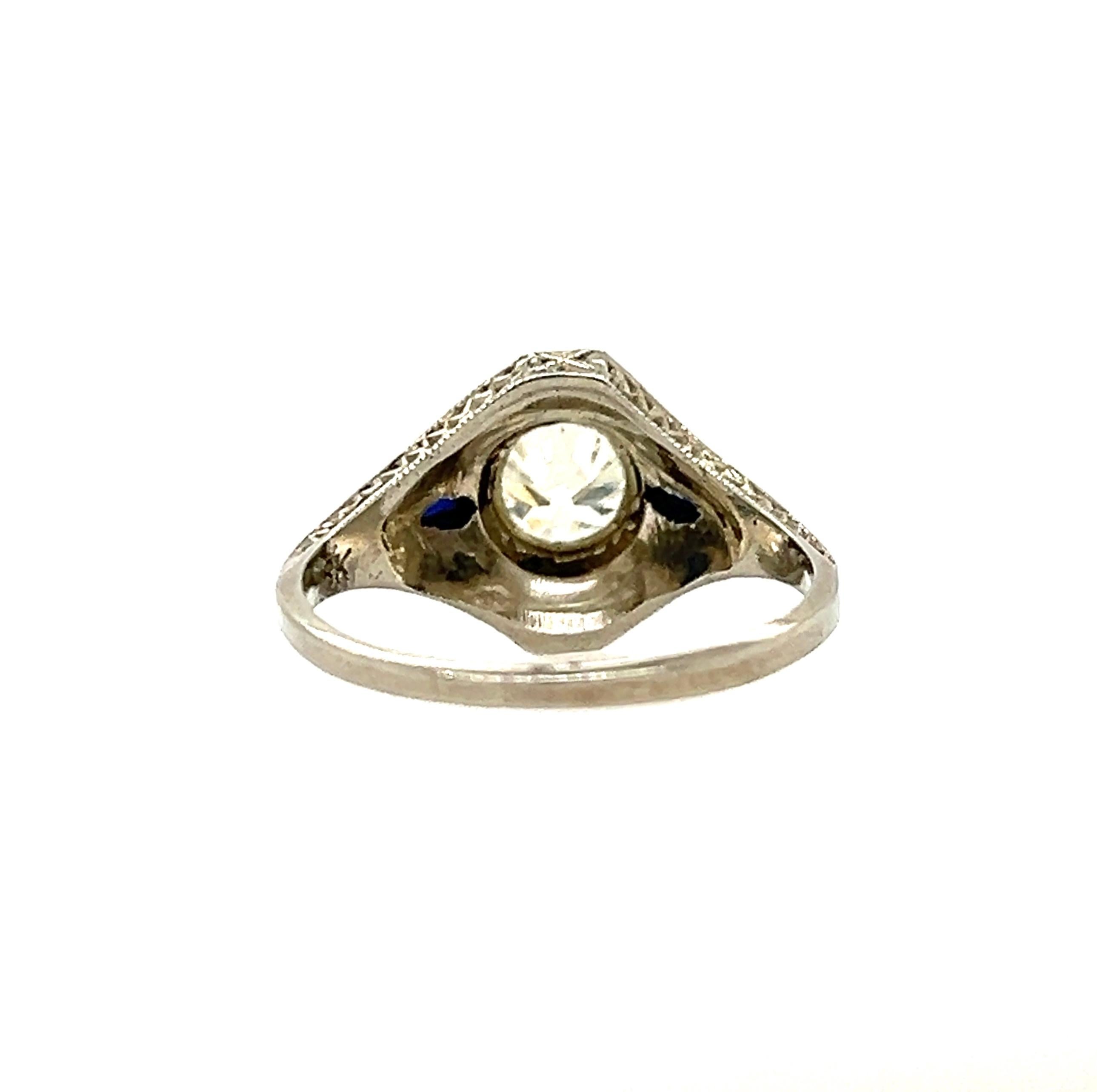 Antique Art Deco 0.80 Carat Diamond and Sapphire White Gold Engagement Ring For Sale 2