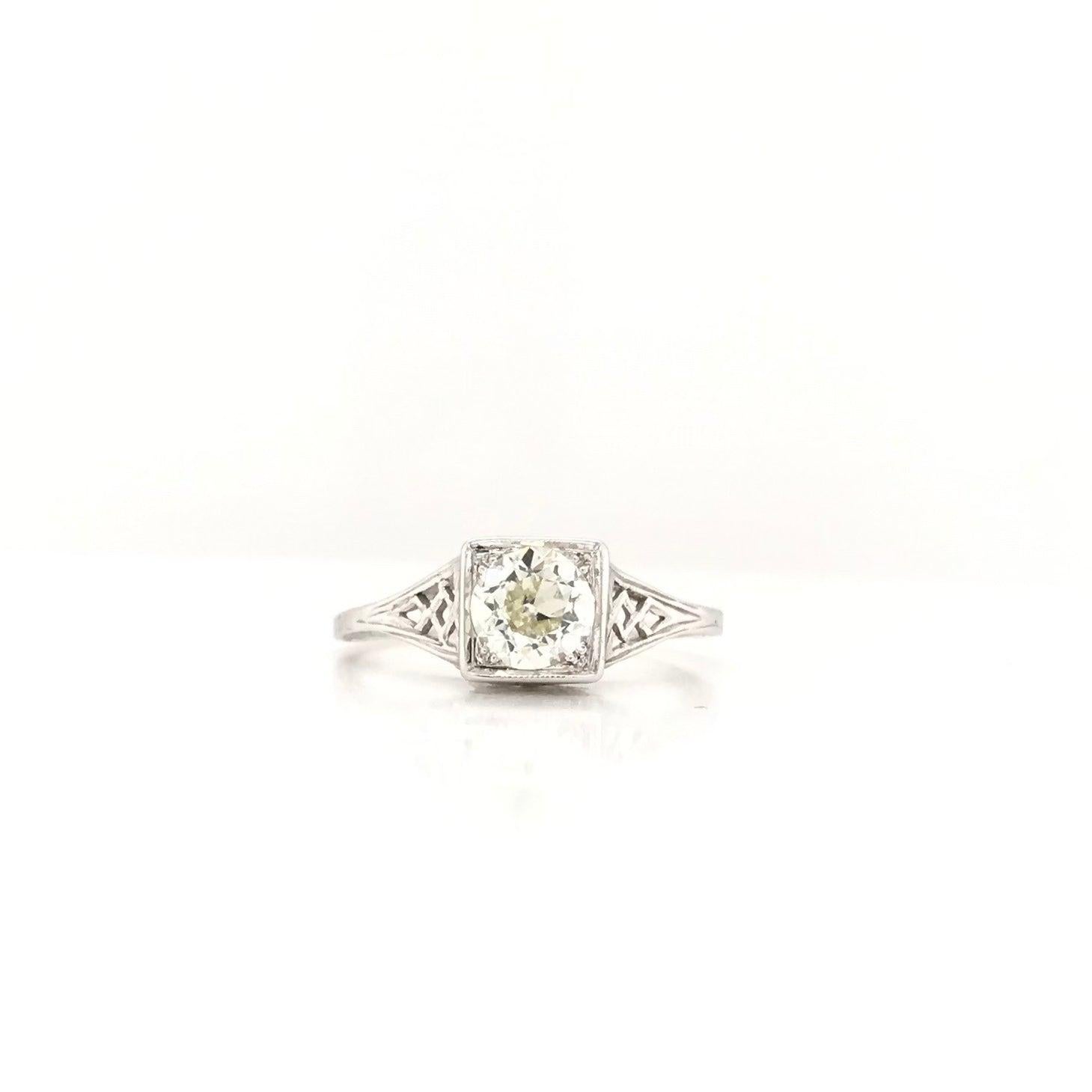 Antique Art Deco 0.85 Carat Diamond Filigree Ring For Sale 1