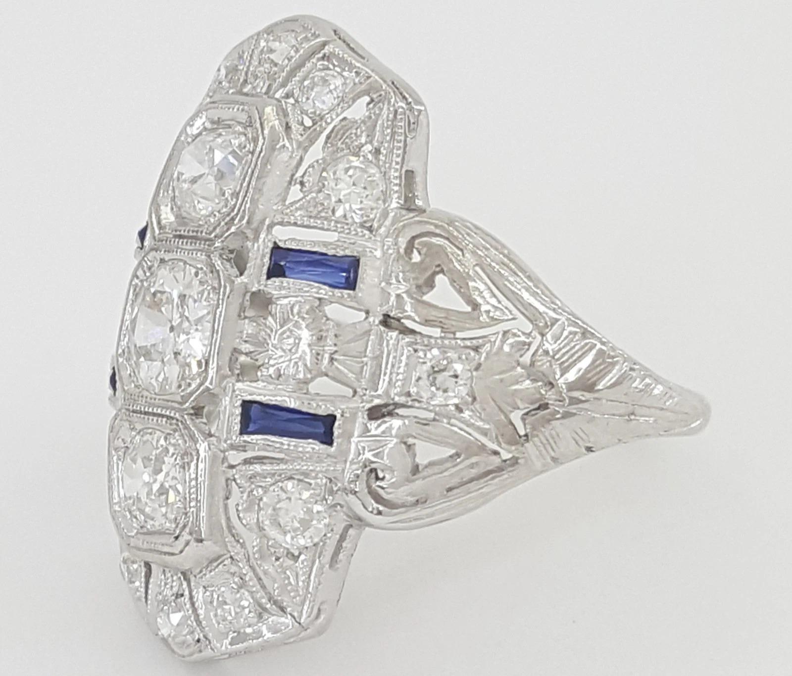Women's Antique Art Deco 1 Carat Old Mine Cut Diamond & Sapphire Engagement Ring For Sale