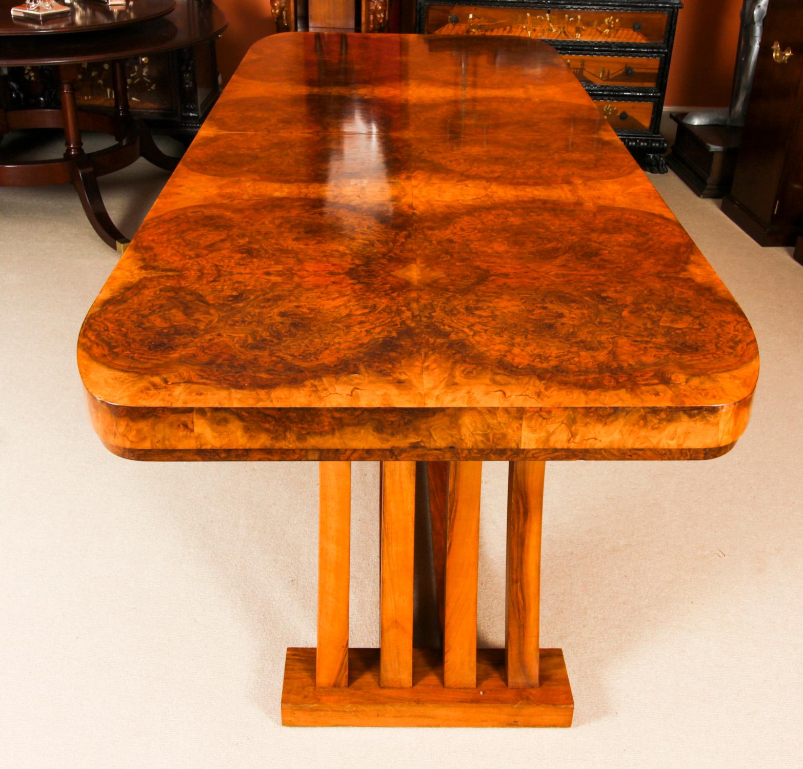 Antique Art Deco Dining Table Burr Walnut 1920s In Good Condition In London, GB