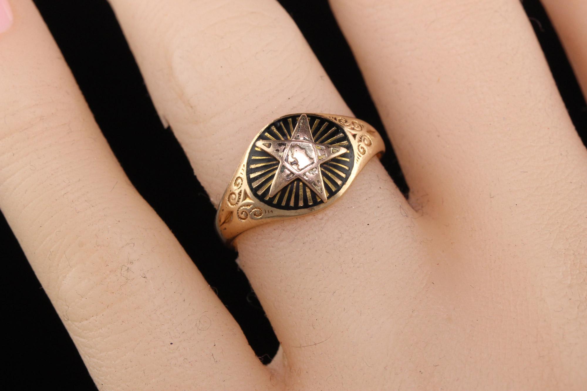 Antique Art Deco 10K Yellow Gold Masonic Black Enamel Ring For Sale 1