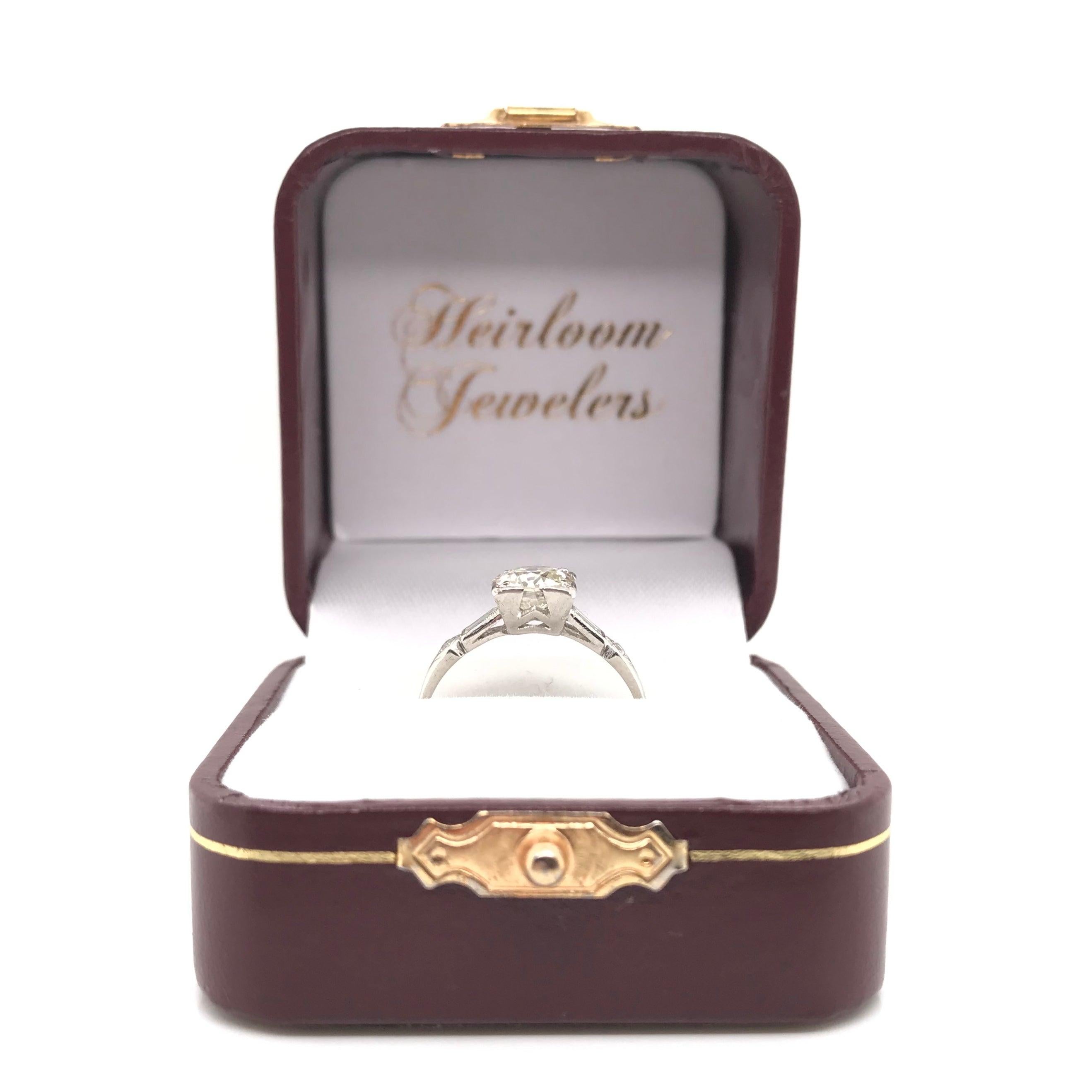Antique Art Deco 1.12 Carat Diamond Platinum Solitaire Engagement Ring 9