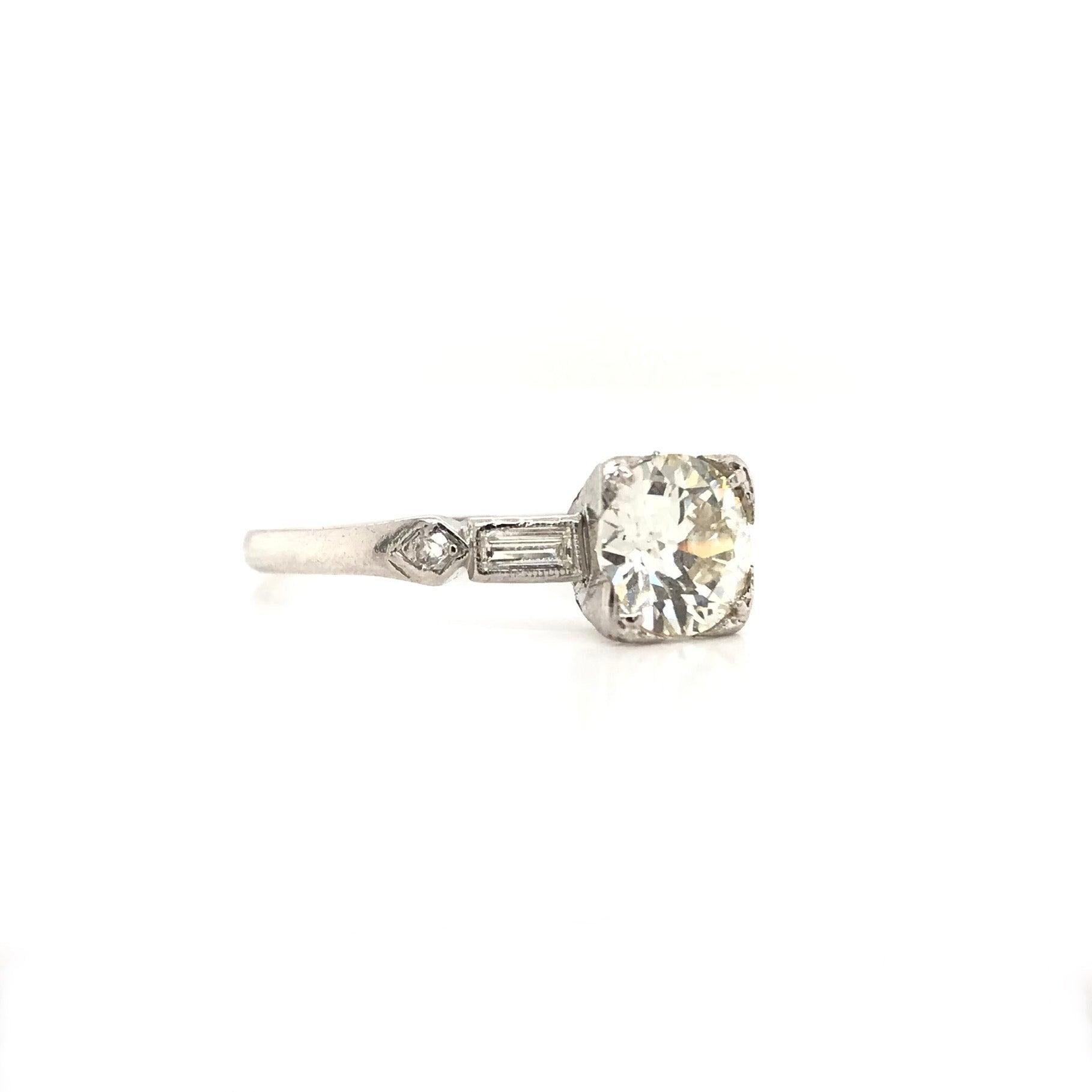 Antique Art Deco 1.12 Carat Diamond Platinum Solitaire Engagement Ring 4