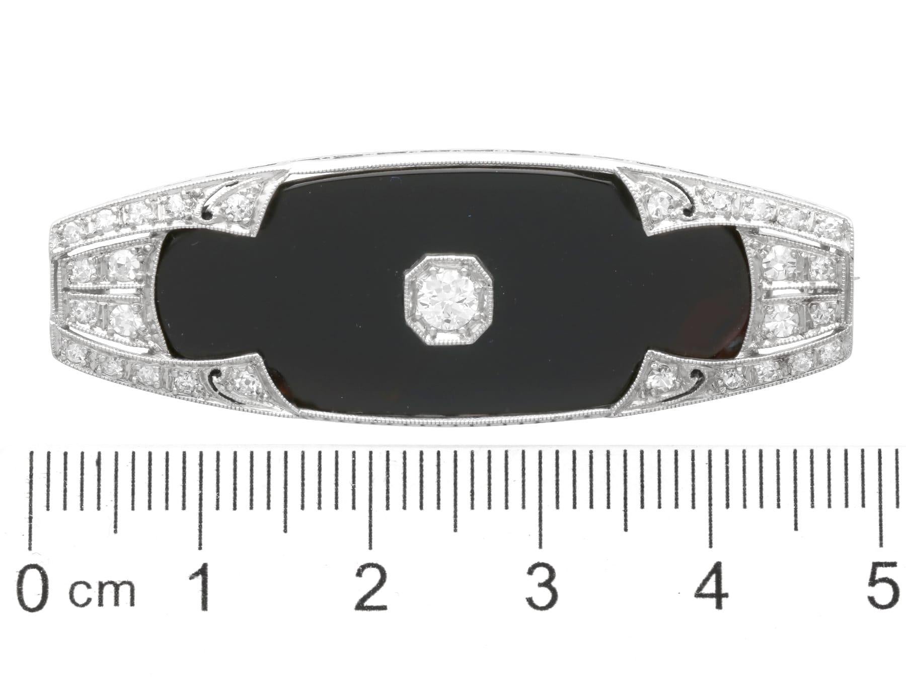 Antique Art Deco 11.20Ct Black Onyx and 0.91Ct Diamond, Platinum Brooch For Sale 2