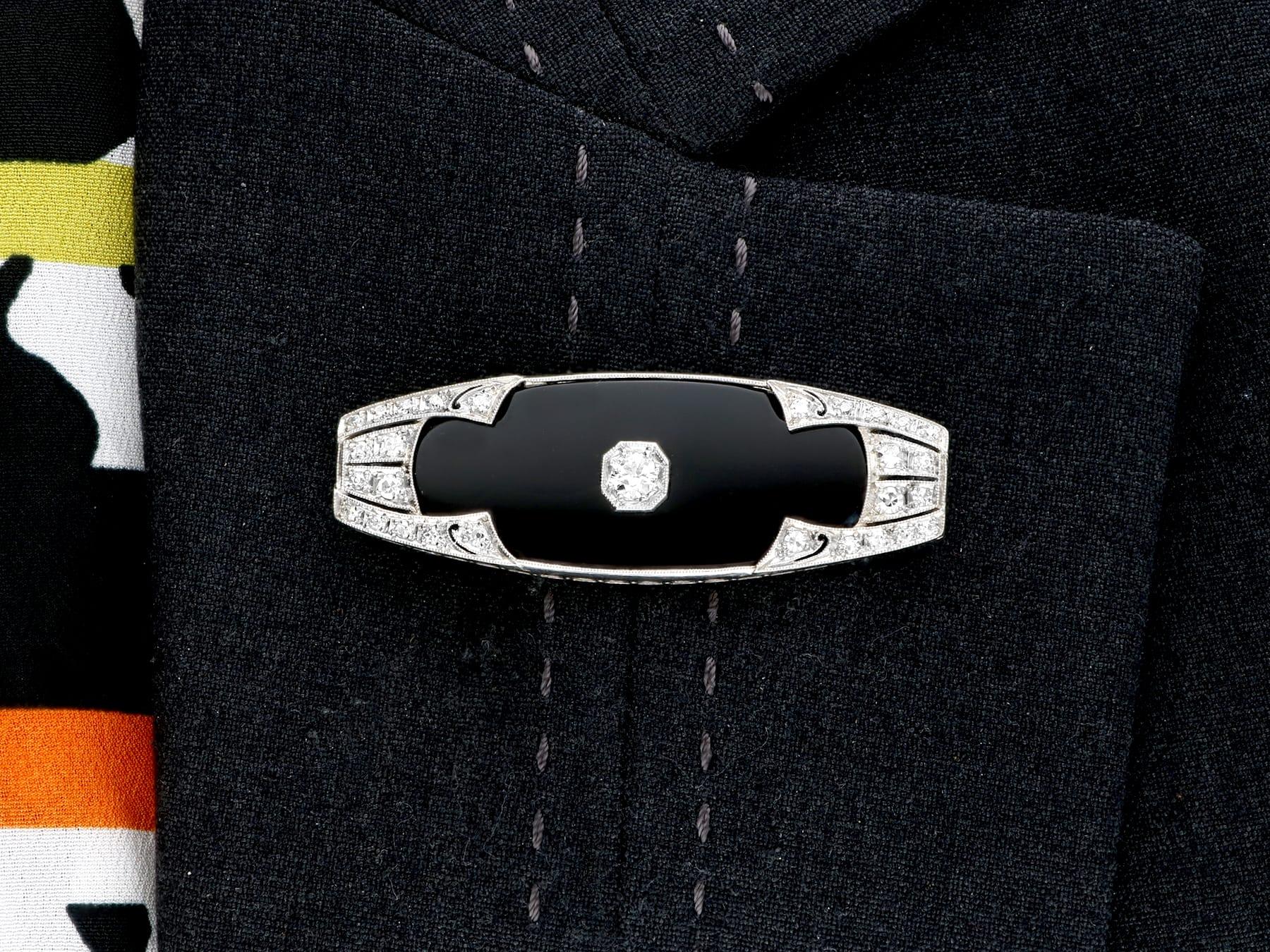 Antique Art Deco 11.20Ct Black Onyx and 0.91Ct Diamond, Platinum Brooch For Sale 3