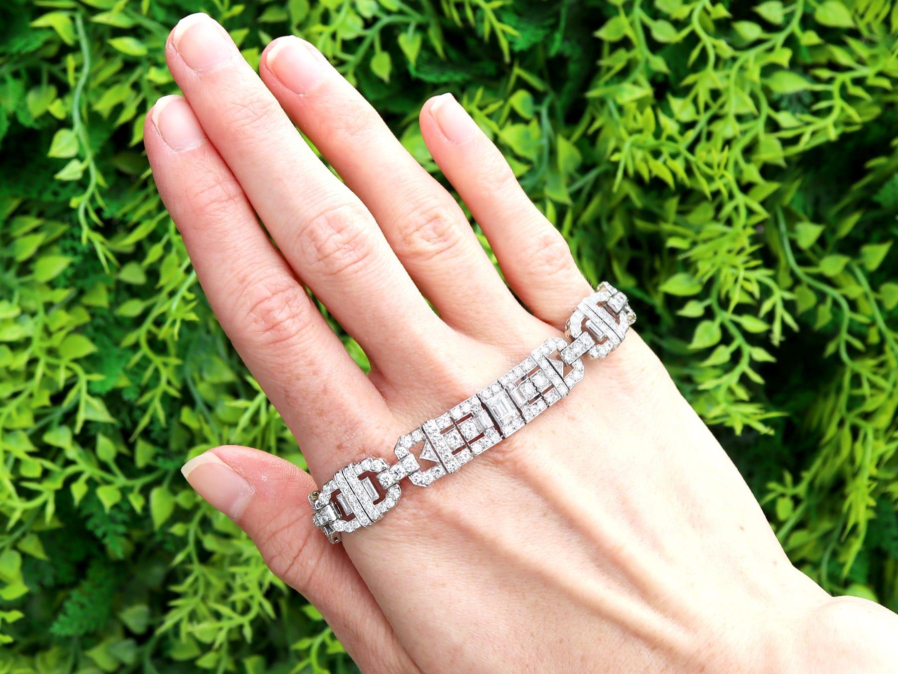 A magnificent, fine and impressive, rare antique 11.75 carat diamond and platinum Art Deco bracelet; part of our diverse antique 1920s diamond jewellery collections.

This magnificent, fine and impressive antique diamond bracelet has been crafted in