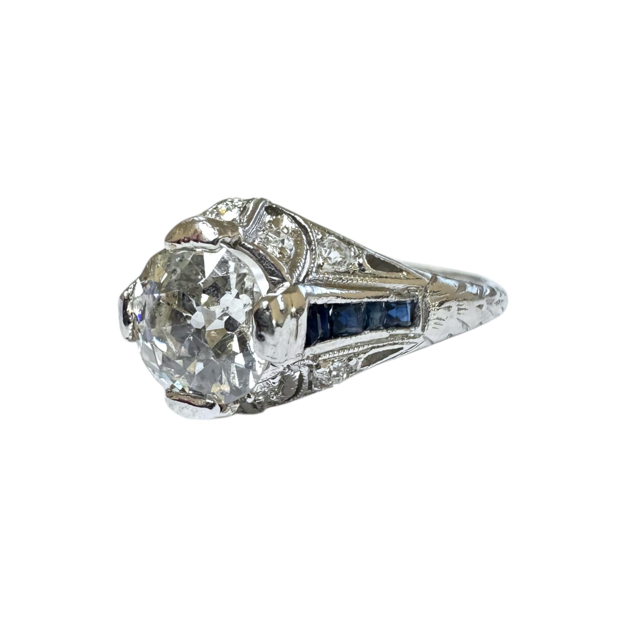Bague de fiançailles Art déco ancienne en platine avec diamant de 1,25 carat et saphir Pour femmes en vente