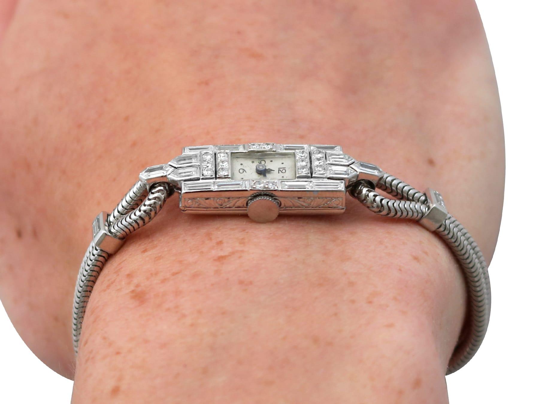 Antike Art Deco 1,30 Karat Diamant Platin Damen Cocktail Uhr CIRCA 1925 im Angebot 9