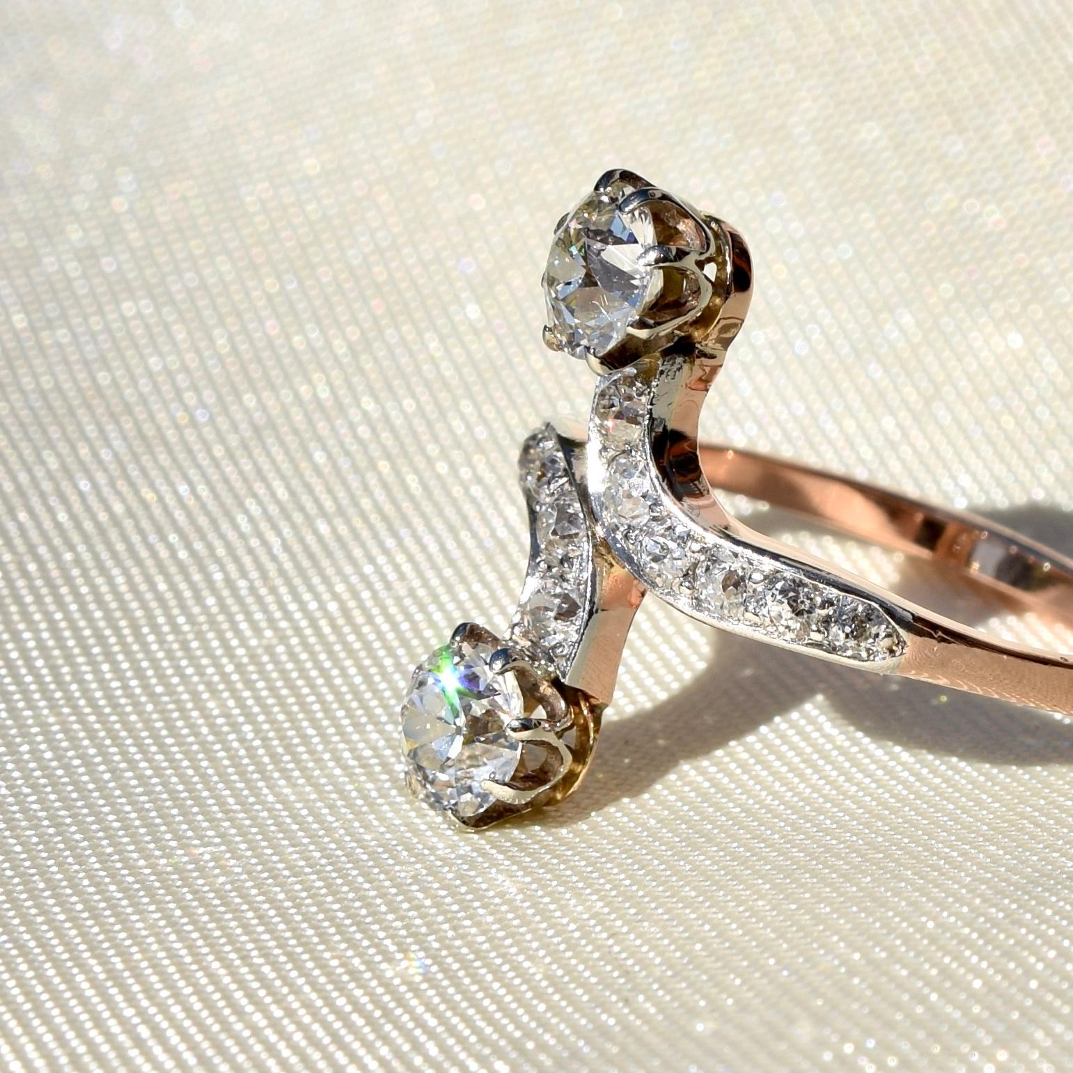 Art Deco Antique Art Déco 1.30 Carat Old European Cut Diamond Toi Et Moi Ring For Sale