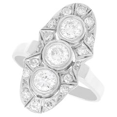 Anello antico Art Deco da 1,32 carati con diamante e oro bianco 14 carati Circa 1930
