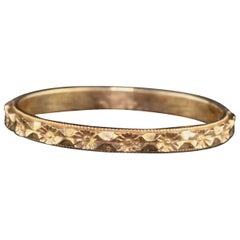 Antique Art Deco 14 Karat Yellow Gold Engraved Wedding Band