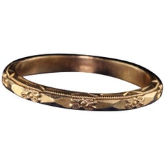 Antique Art Deco 14 Karat Yellow Gold Engraved Wedding Band