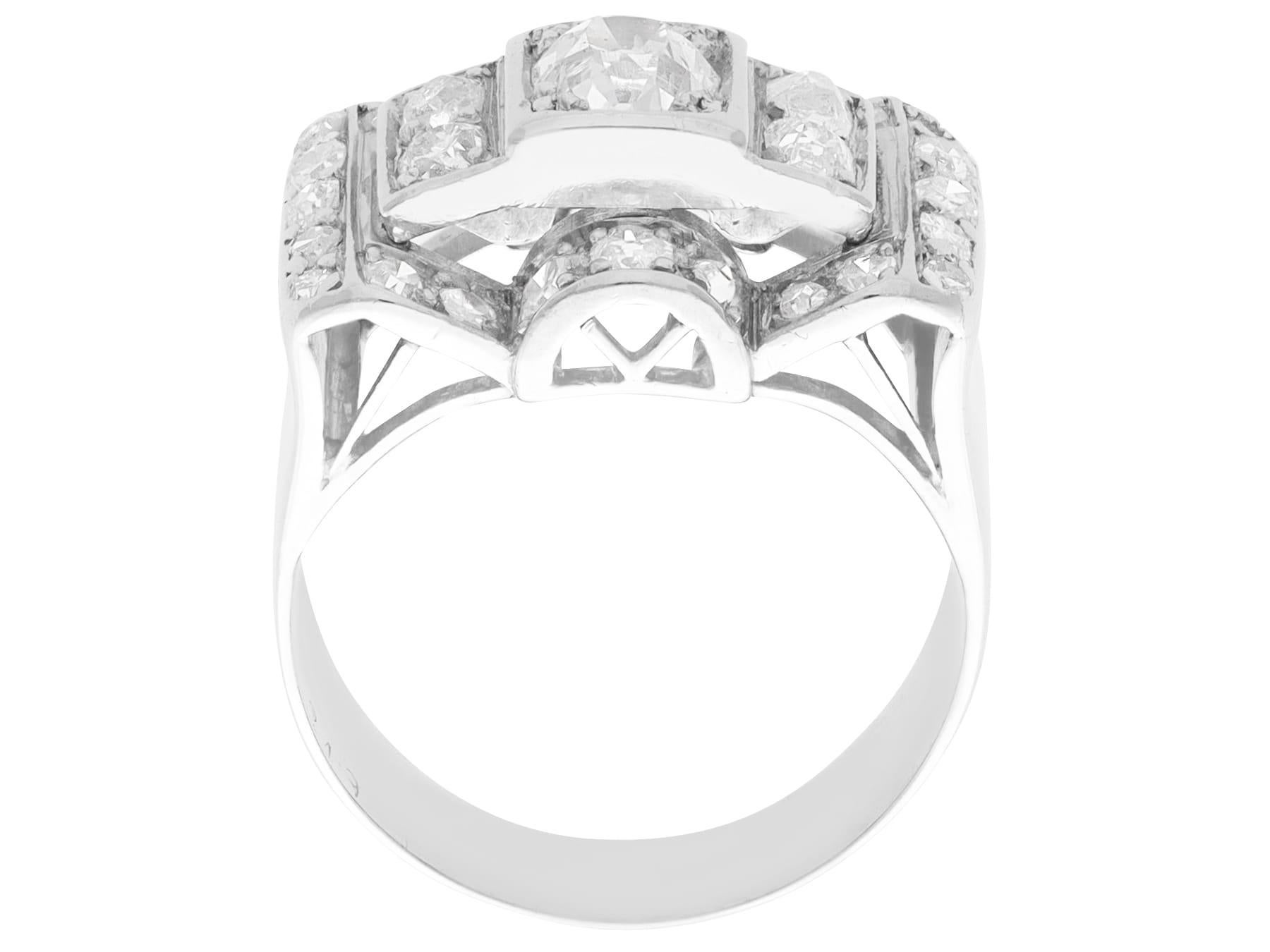Women's or Men's Antique Art Deco 1.45 Carat Diamond and White Gold Cocktail Ring For Sale