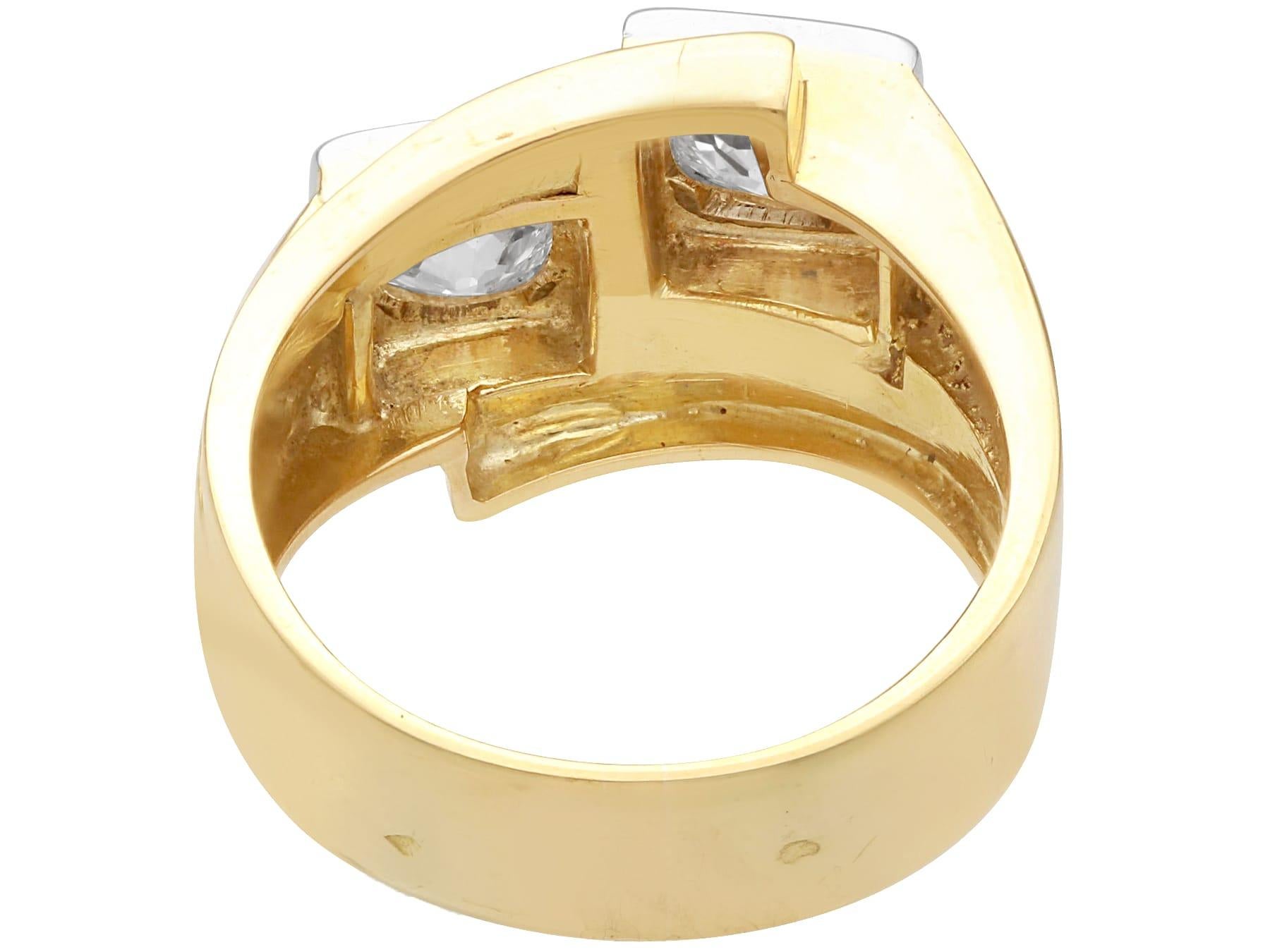 Women's or Men's Art Deco 1.47ct Diamond and 18k Yellow Gold Dress Ring For Sale