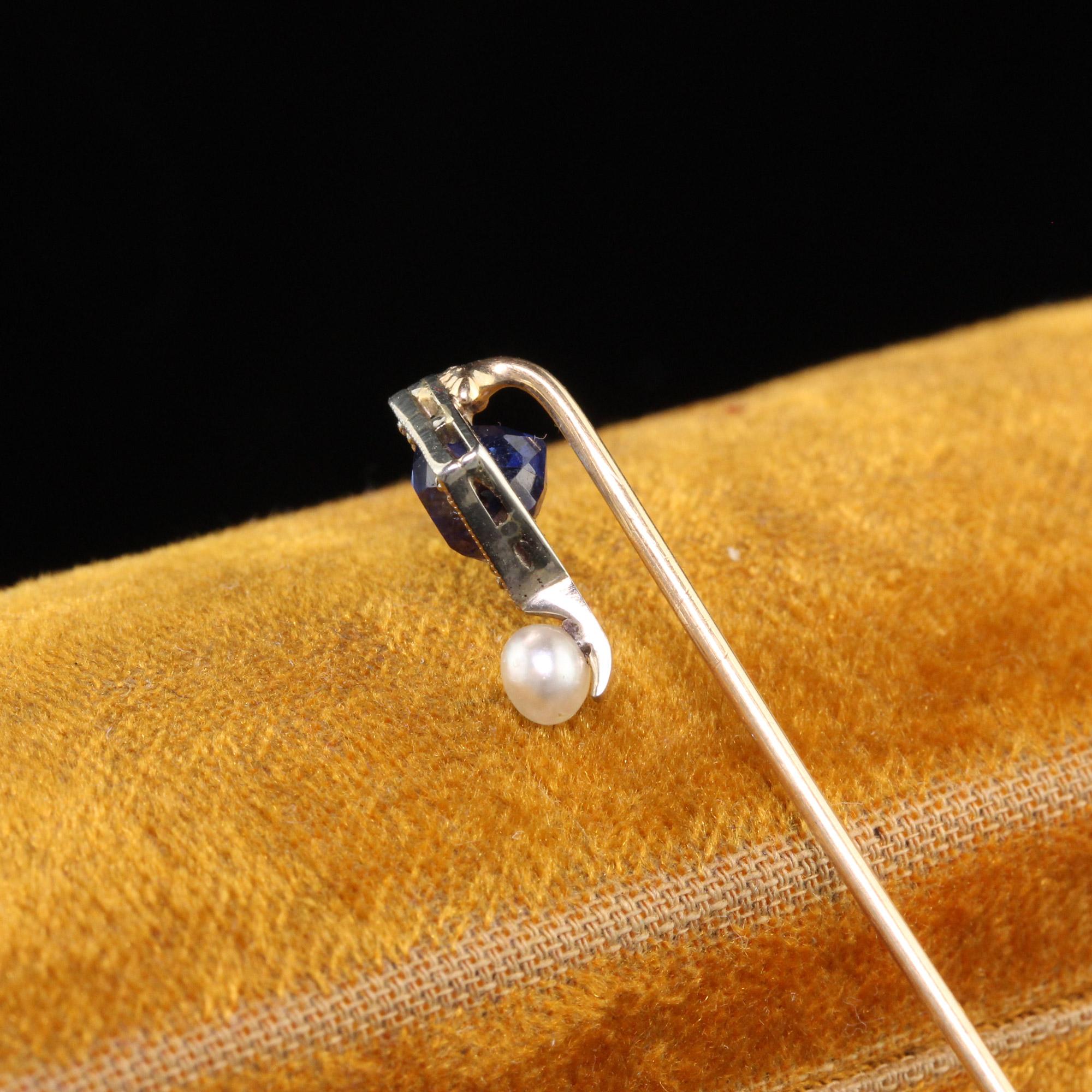 Antique Art Deco 14K/18K Two Tone Gold Ceylon Sapphire and Pearl Stick Pin, GIA In Good Condition For Sale In Great Neck, NY