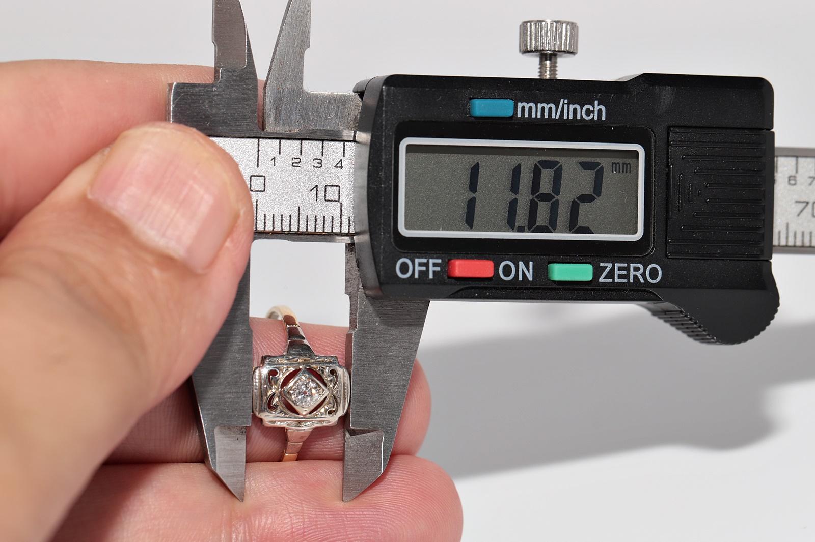 Antiker Art Deco 14k Gold Natürlicher Altschliff Diamant Verzierter Solitär Ring im Angebot 9