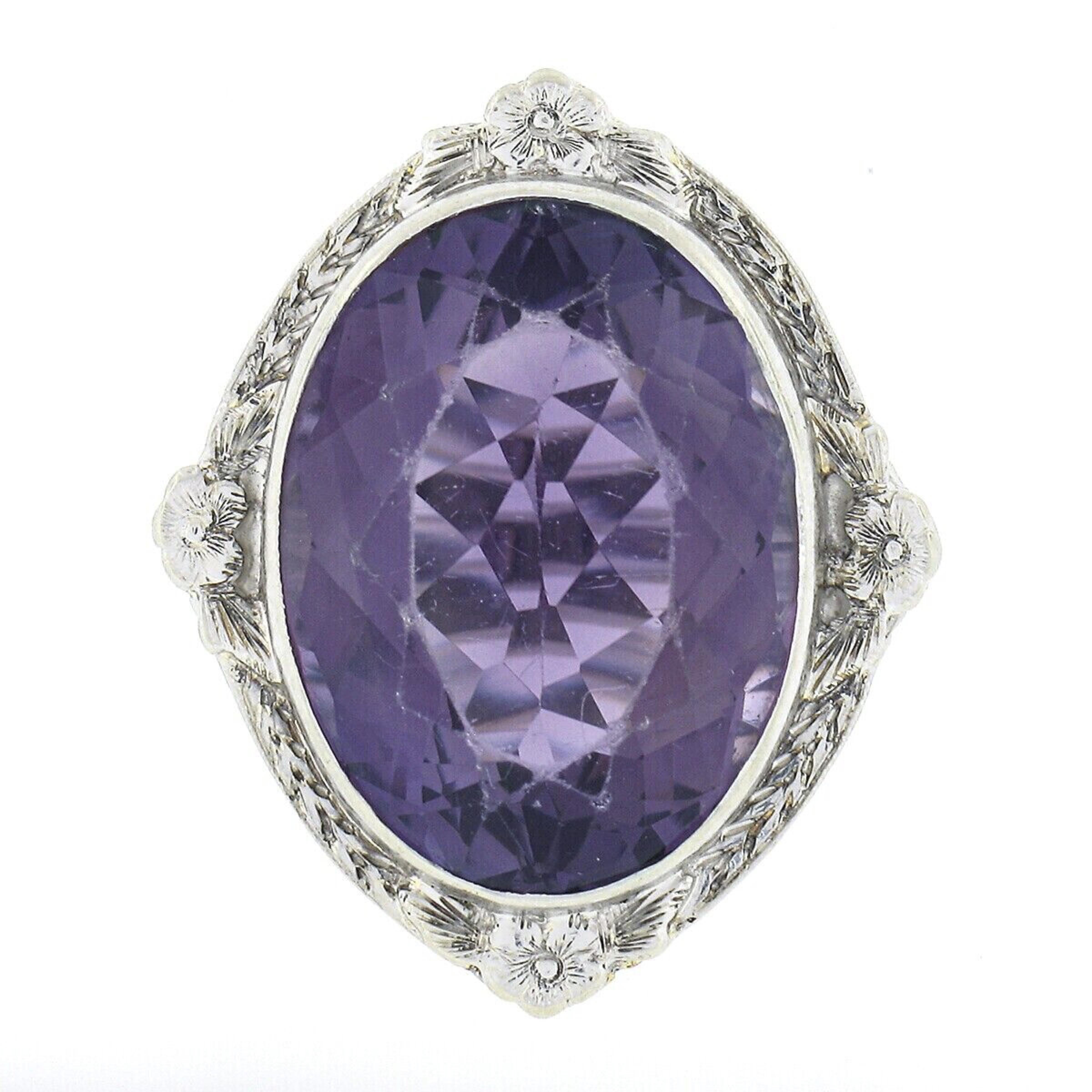 Antique Art Deco 14k Gold Oval Bezel Amethyst Filigree Floral Large Rare Ring In Good Condition For Sale In Montclair, NJ