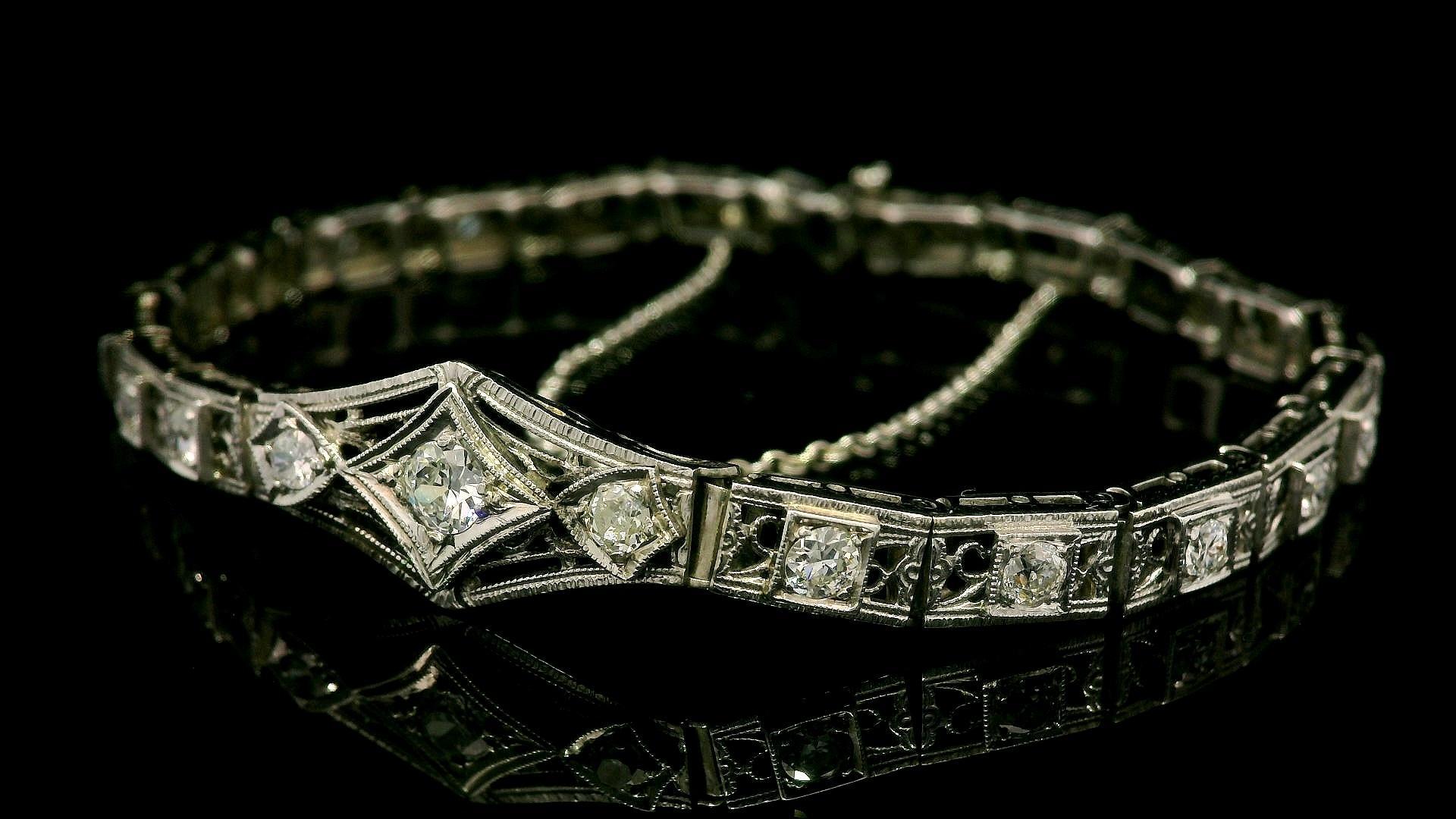 Antique Art Deco 14k Gold & Platinum 1.39ctw Diamond Filigree Tennis Bracelet For Sale 3
