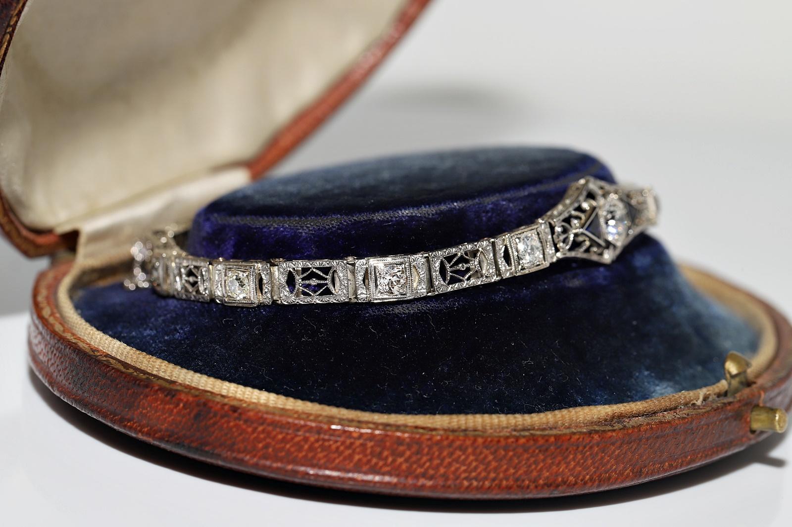 Antique Art Deco 14k Gold Top Platinum Natural Diamond And Sapphire Bracelet In Good Condition For Sale In Fatih/İstanbul, 34