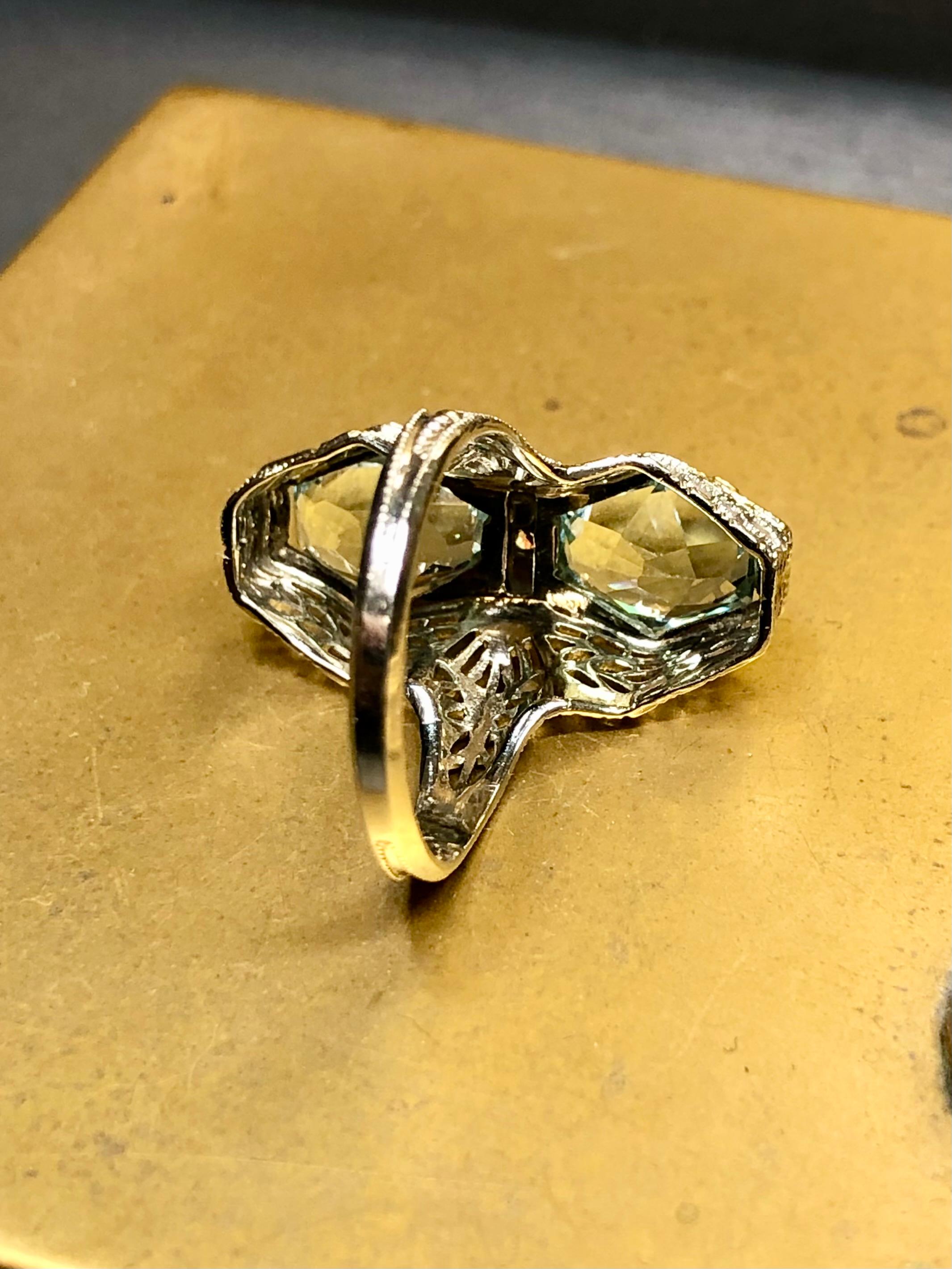 Women's or Men's Antique Art Deco 14K Kite Aquamarine Diamond North South Filigree Cocktail Ring For Sale
