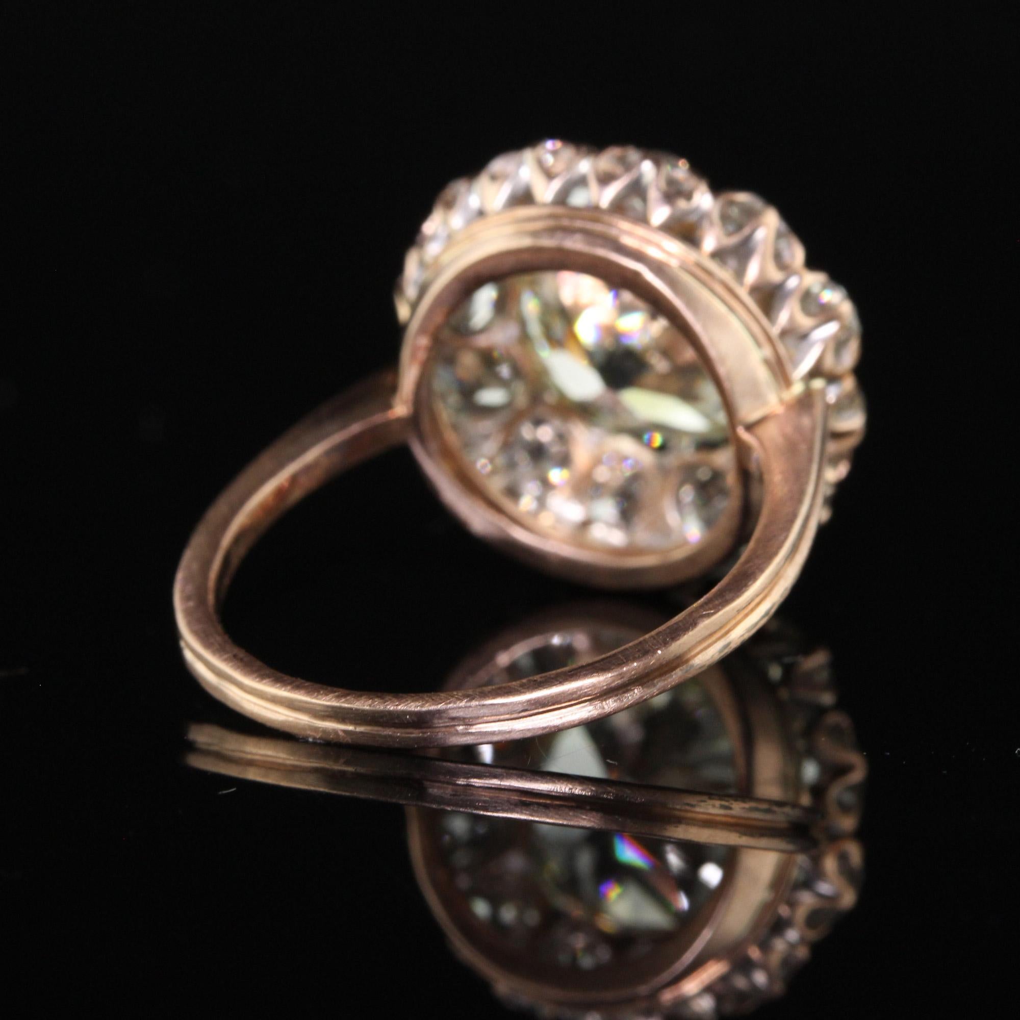 Bague de fiançailles édouardienne ancienne en or rose 14 carats avec halo de diamants européens anciens - GIA en vente 1