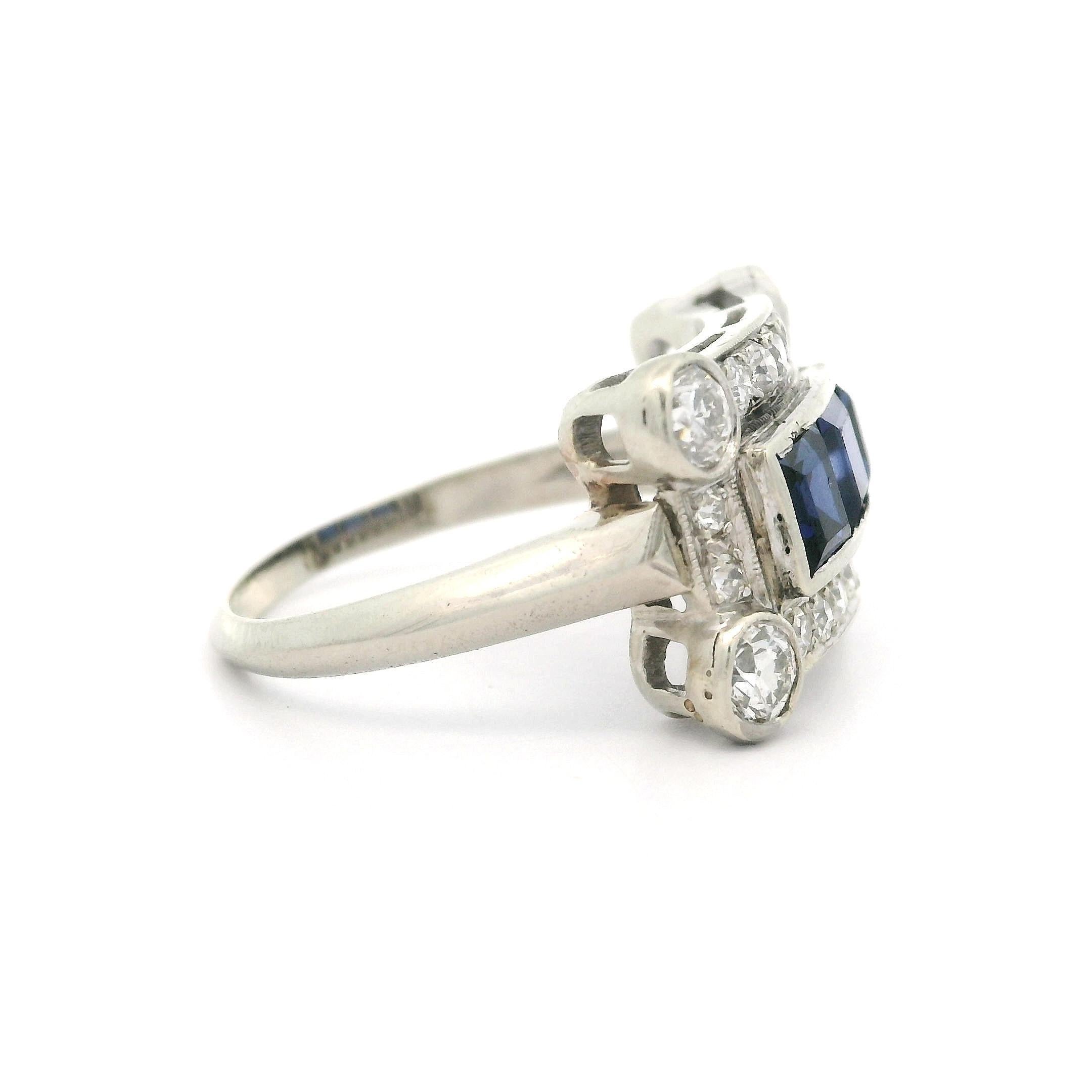 -- Stein(e):--
(4) Natürliche echte Diamanten - Alter europäischer Schliff - Lünettenfassung - Farbe H/I - Reinheit VS2/SI1 - ca. 0,50ctw.
(16) Natürliche echte Diamanten - Old European & Old Single Cut - Pave Set - Nice White G-I Farbe - VS2-I1