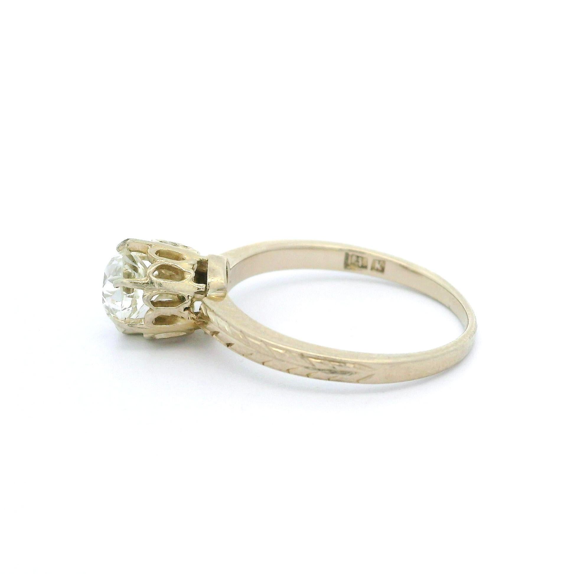 Anello solitario con diamante europeo antico Art Deco in oro bianco 14k 0,72ct in vendita 9
