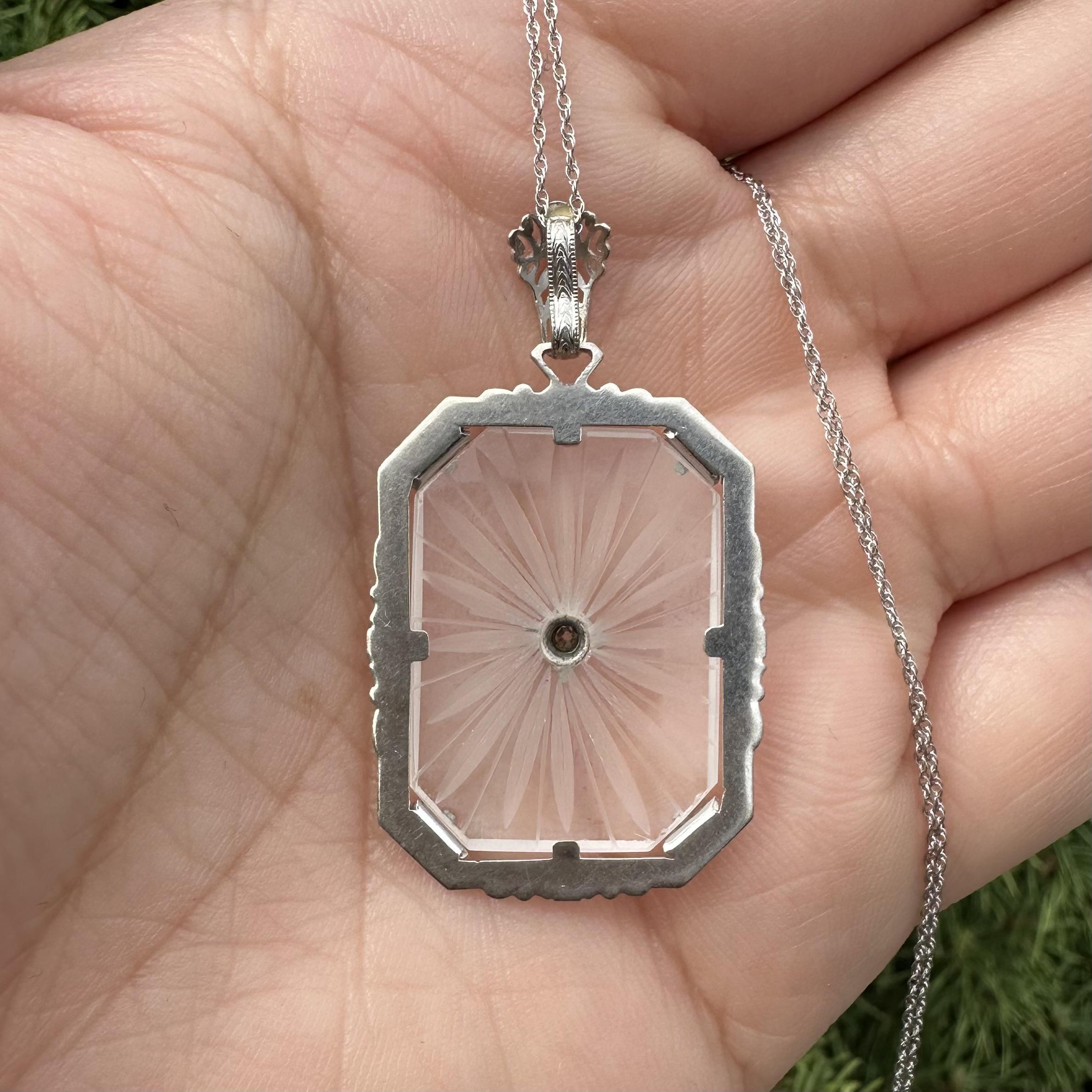 Collana con ciondolo a filigrana in vetro canforato in oro bianco 14k. in vendita 4