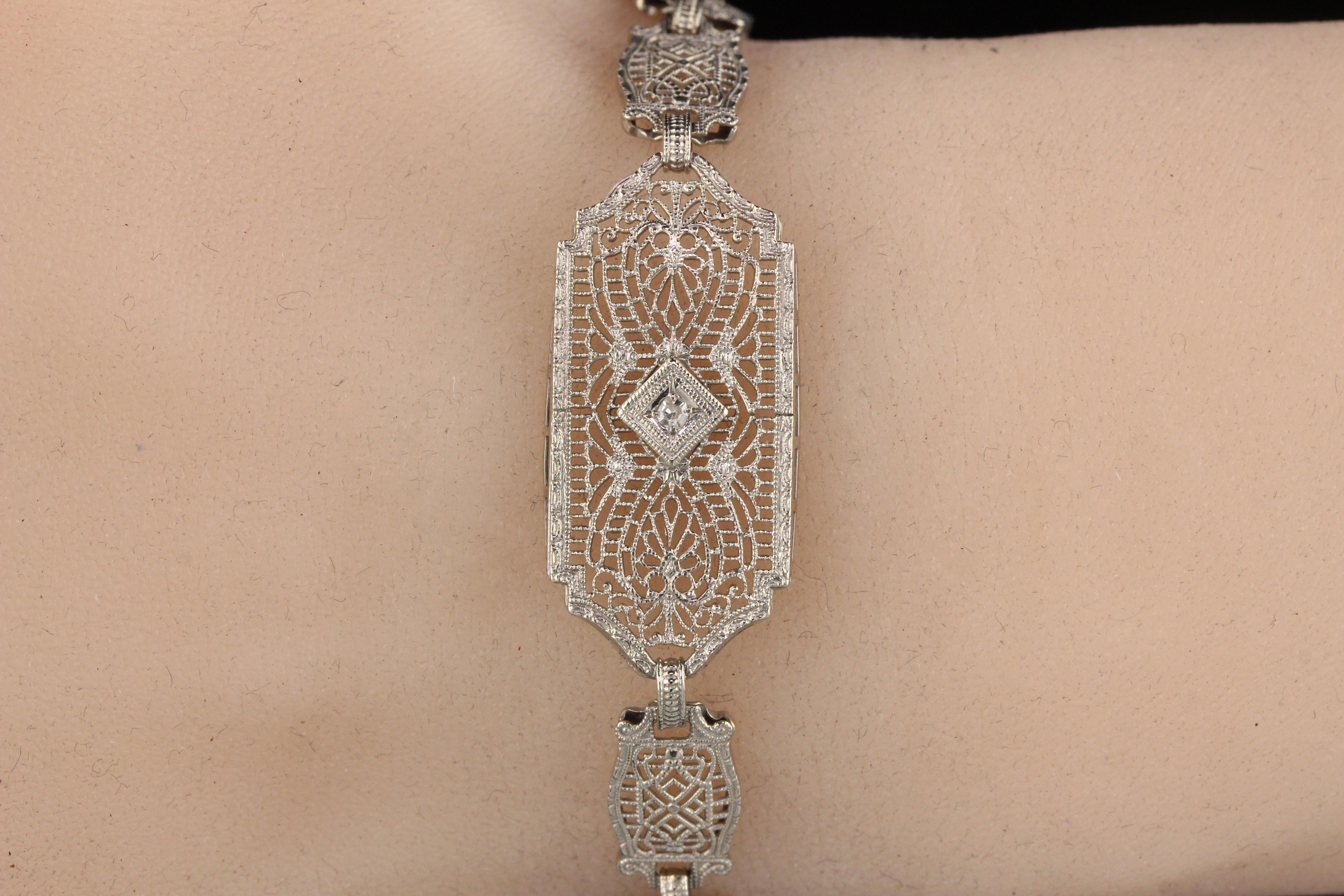 Round Cut Antique Art Deco 14 Karat White Gold Diamond Bracelet