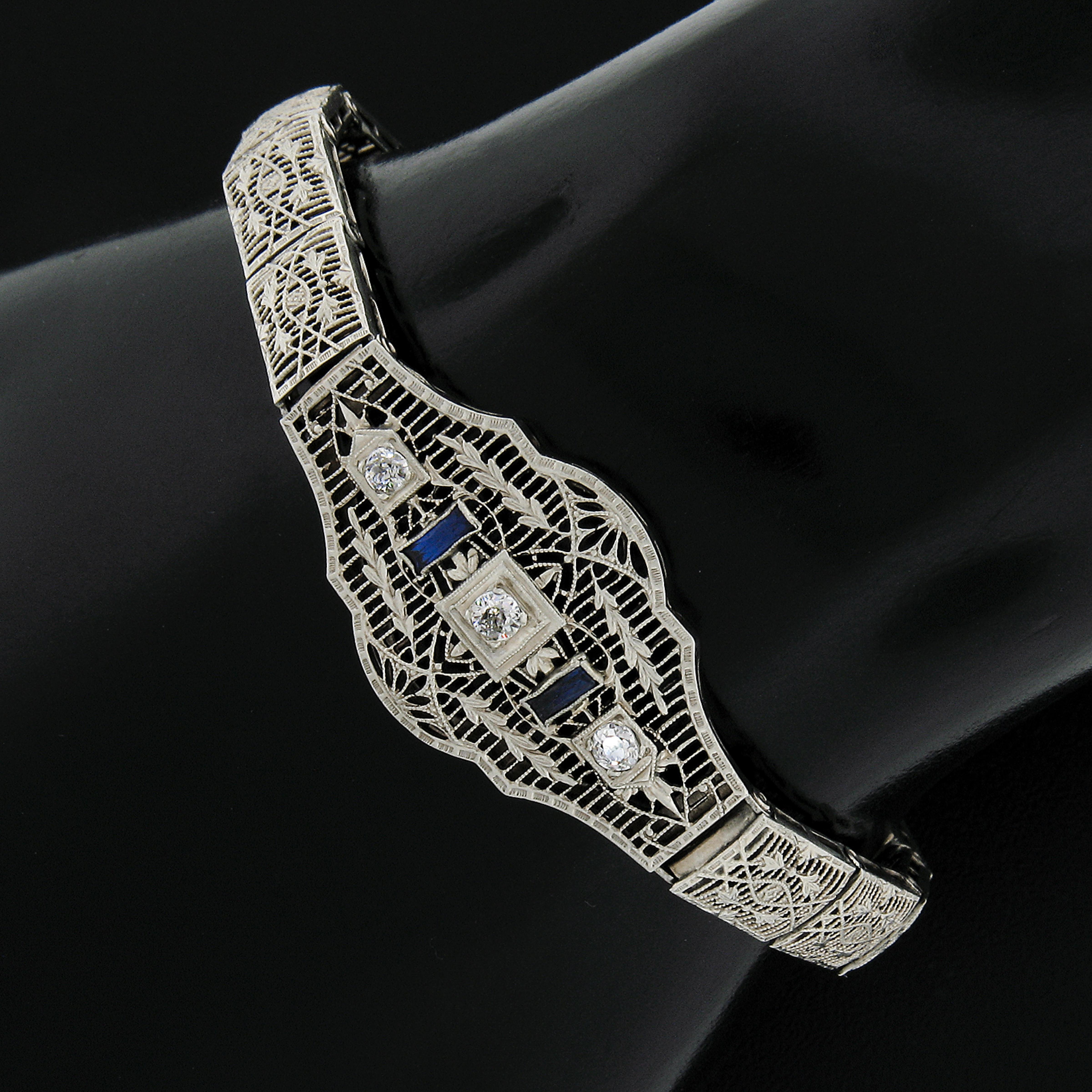 Antikes Art Deco 14k Weißgold Diamant & Saphir offenes filigranes Link-Armband (Baguetteschliff) im Angebot
