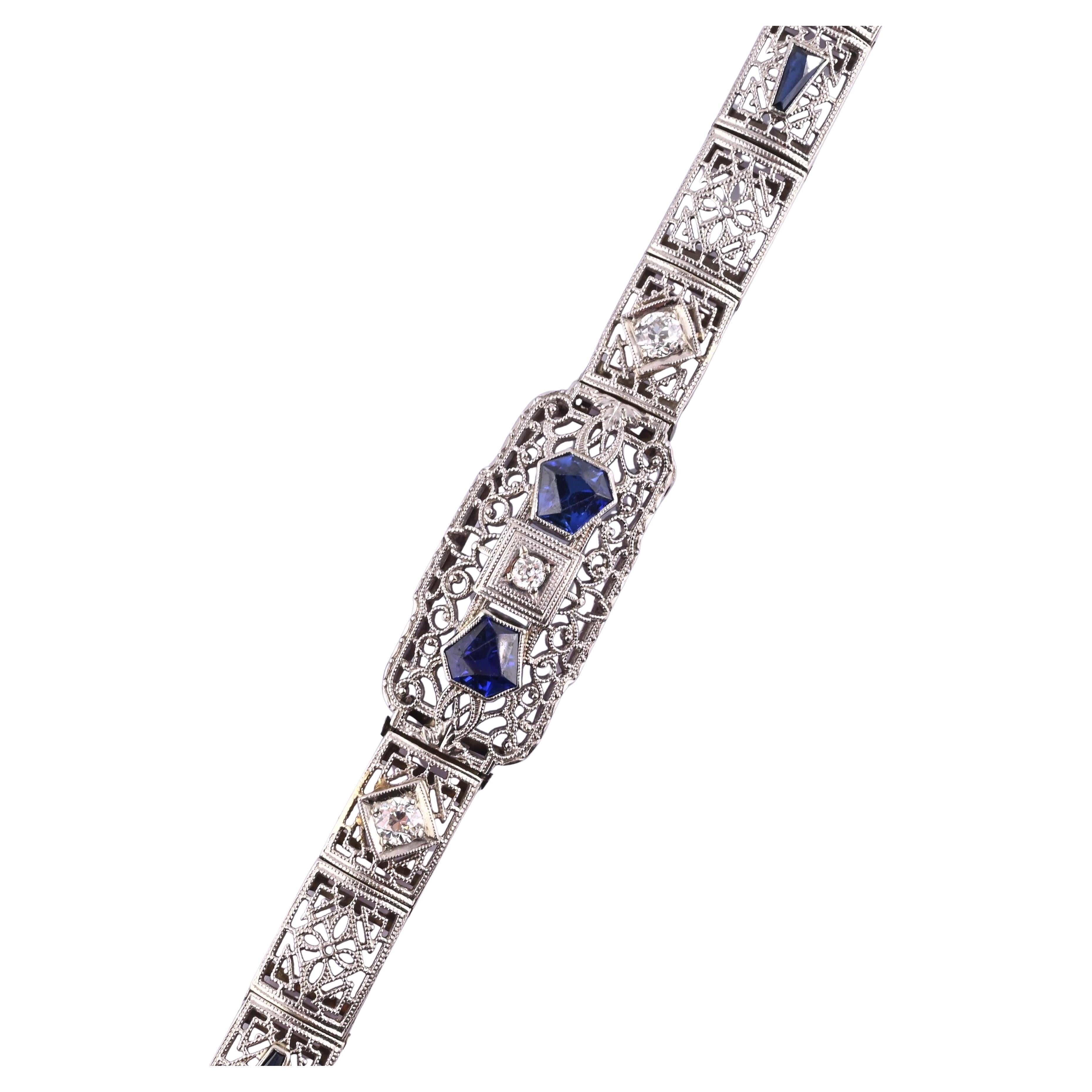 Antikes Art Deco 14k Weißgold Filigranarmband mit Saphiren & Diamanten im Angebot