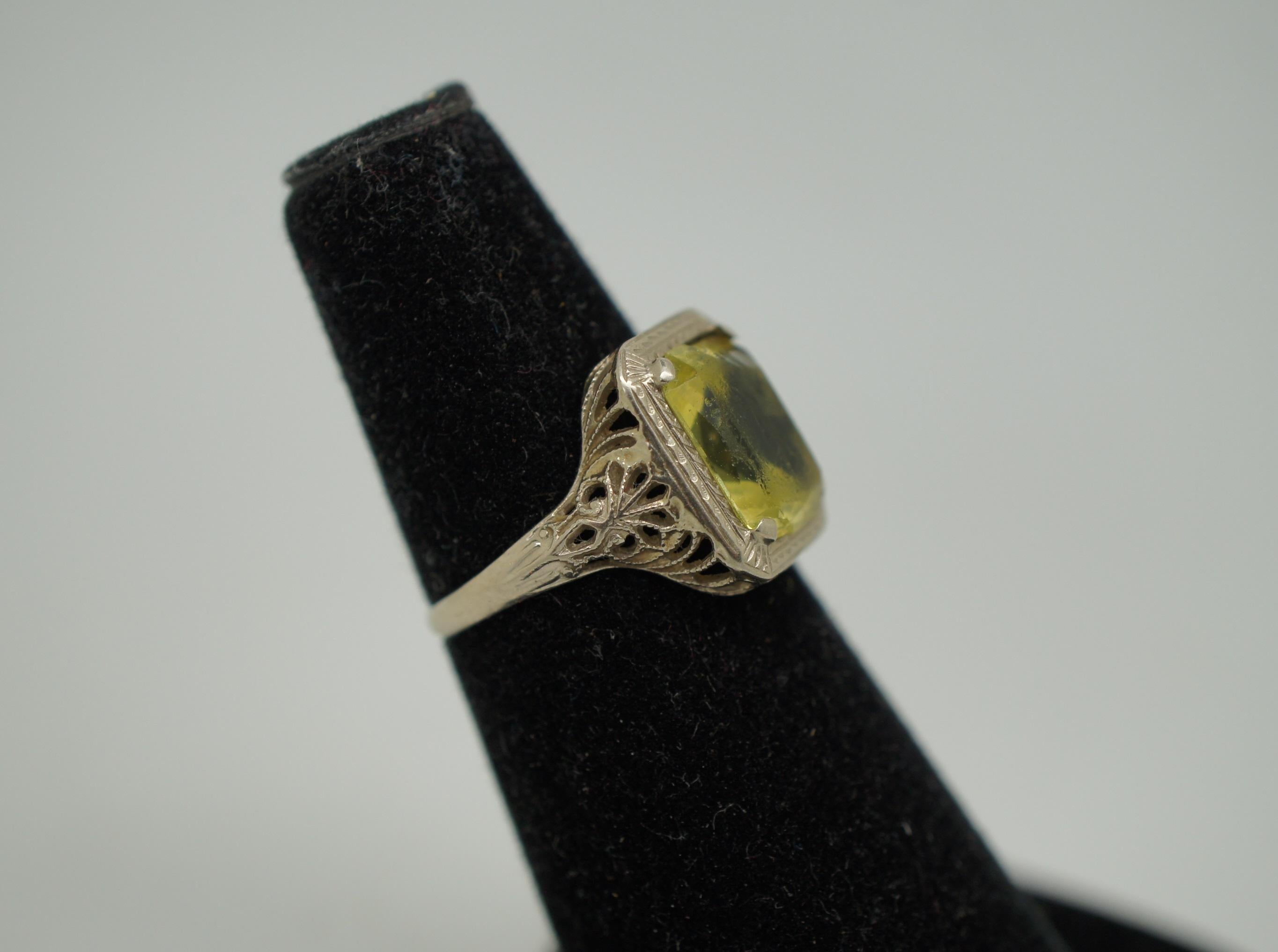 Early 20th Century Antique Art Deco 14K White Gold Filigree Uranium Glass Cocktail Ring Size 5 For Sale
