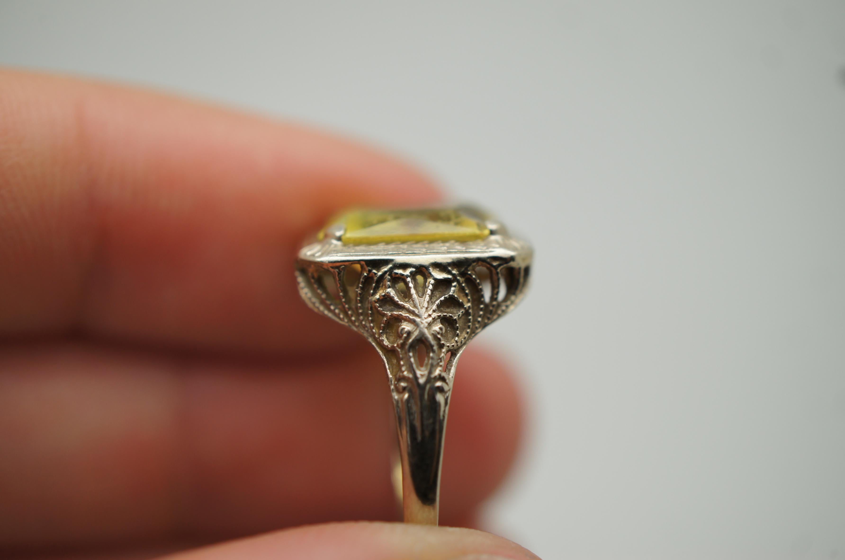 Antique Art Deco 14K White Gold Filigree Uranium Glass Cocktail Ring Size 5 For Sale 4
