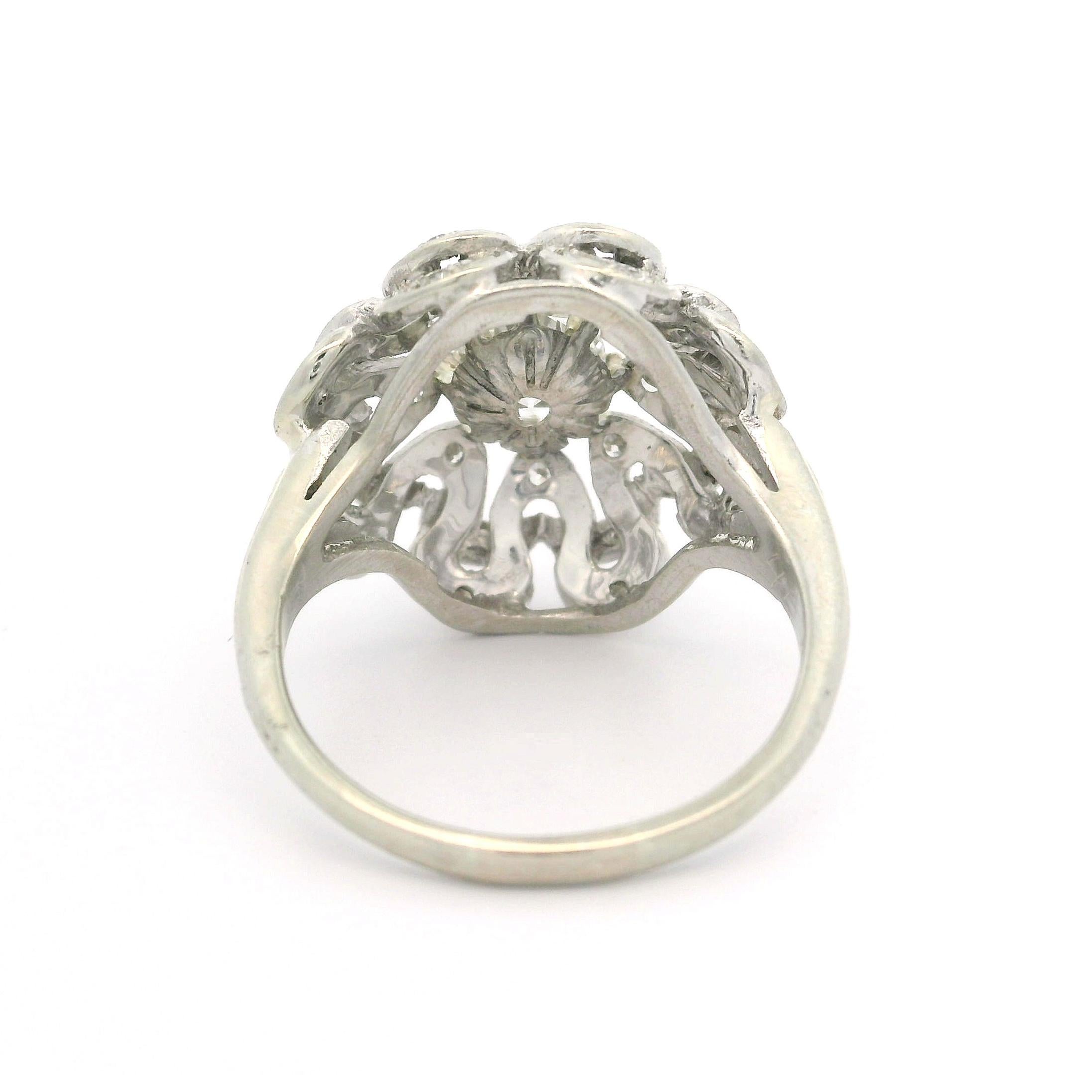 Anillo de cóctel antiguo Art Decó de oro blanco de 14k GIA 1,1ctw Diamante talla antigua Estrella en venta 10