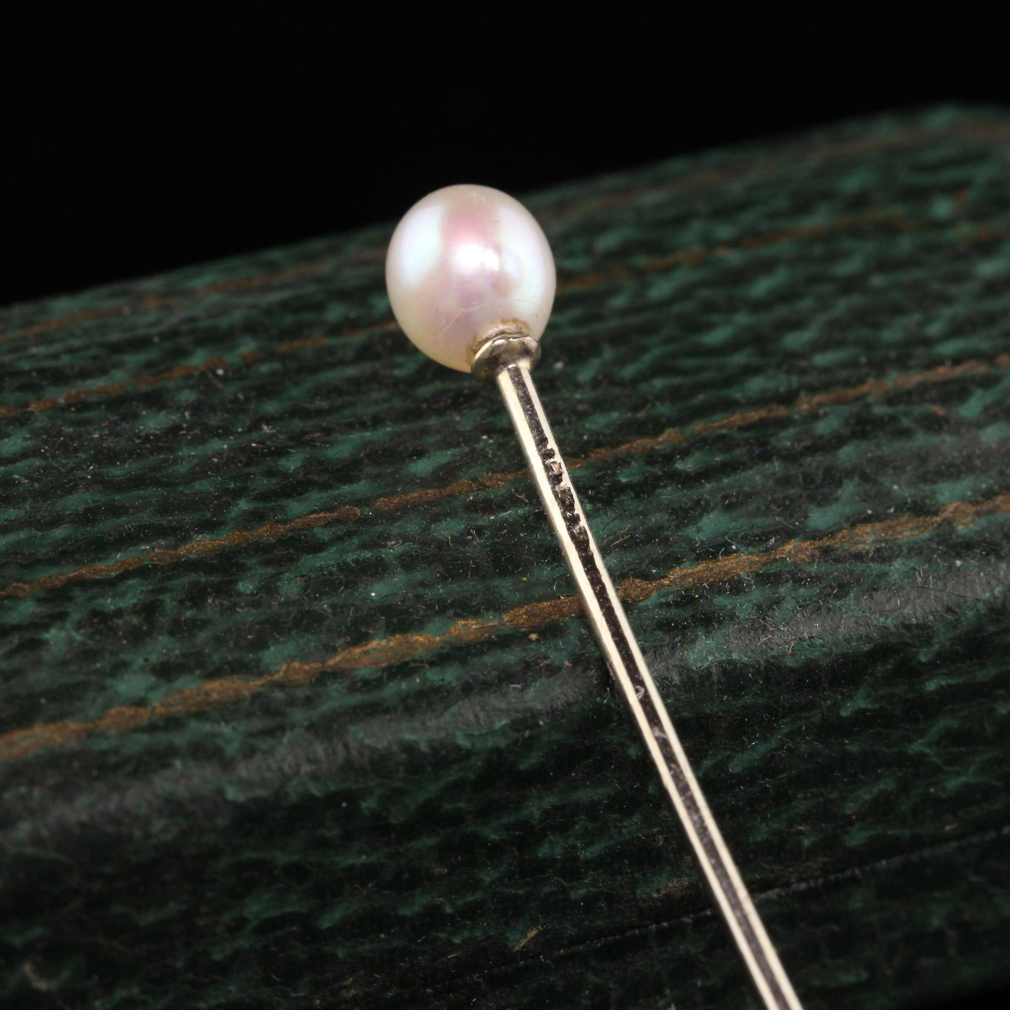 Antique Art Deco 14K White Gold Natural Pearl Stick Pin In Good Condition For Sale In Great Neck, NY