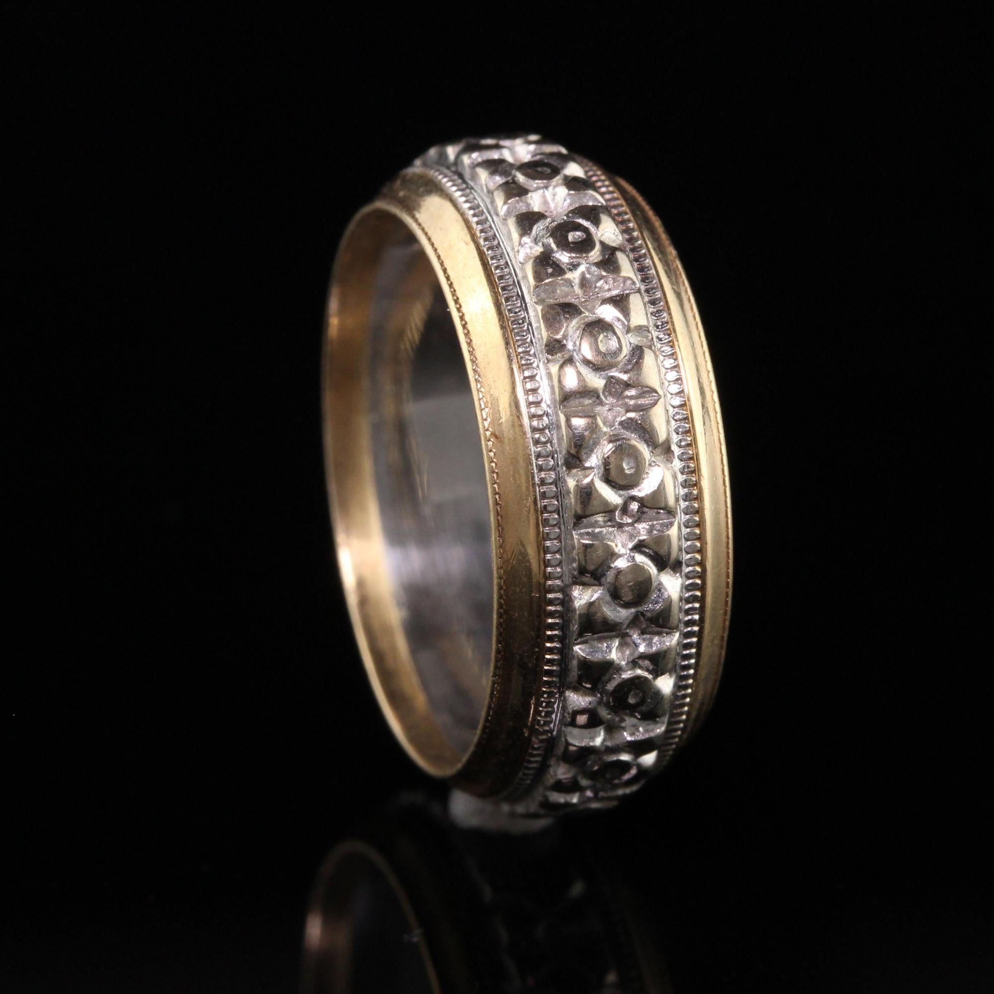 Antique Art Deco 14K Yellow and White Gold Engraved Blossom Wedding Band For Sale 1