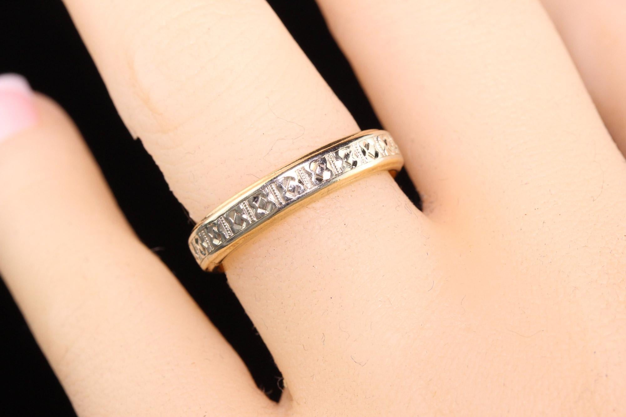 Antique Art Deco 14K Yellow and White Gold Engraved Wedding Band For Sale 2