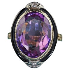 Antique Art Deco 14K Yellow Gold Amethyst and Onyx Engraved Cocktail Ring