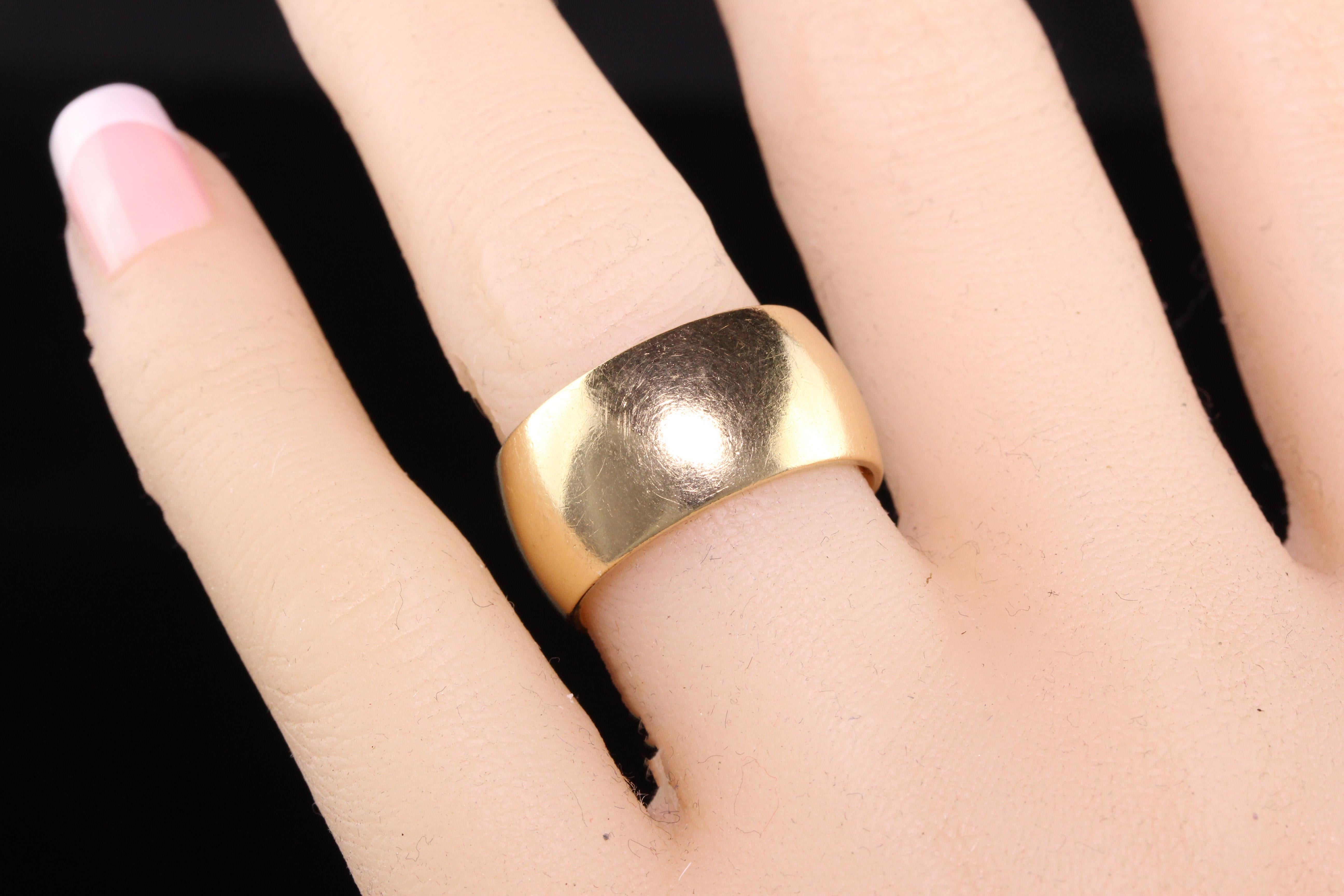 14k art carved gold ring