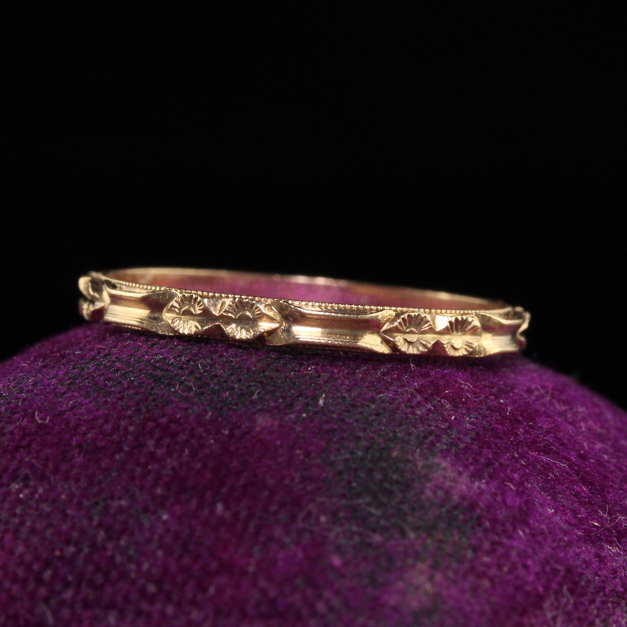 Beautiful Antique Art Deco 14K Yellow Gold Blossom Engraved Wedding Band - Size 7 1/4. This beautiful wedding band is crafted in 14k yellow gold. The ring is in incredible condition with crisp engravings going around the entire ring. The ring sits