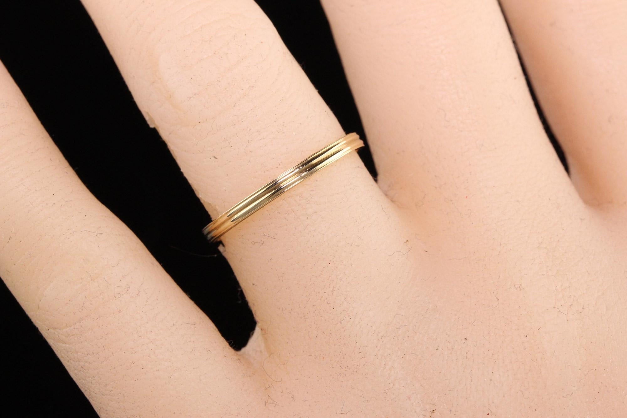 Antique Art Deco 14K Yellow Gold Classic Grooved Wedding Band For Sale 2