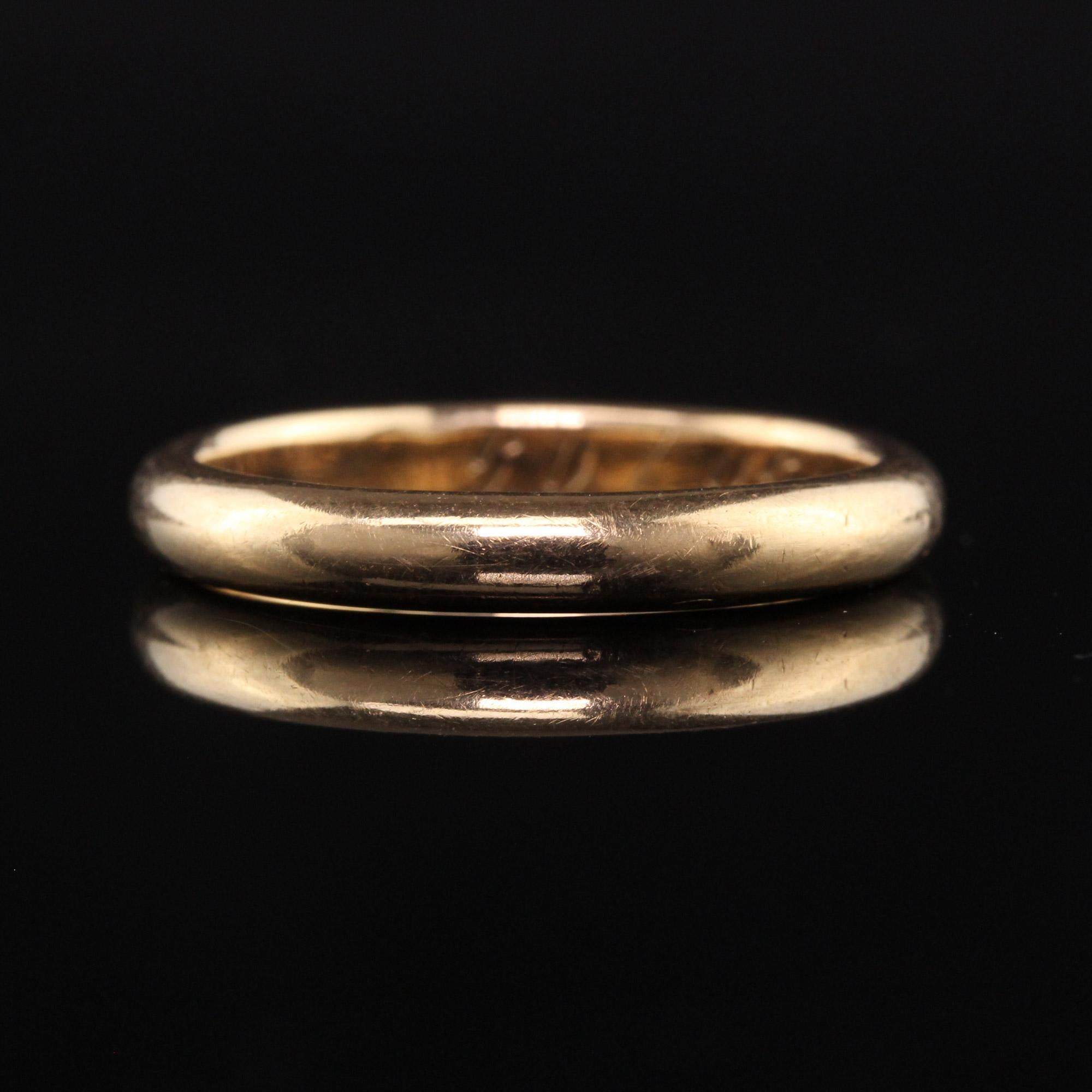 Women's or Men's Antique Art Deco 14K Yellow Gold Classic Wedding Band For Sale