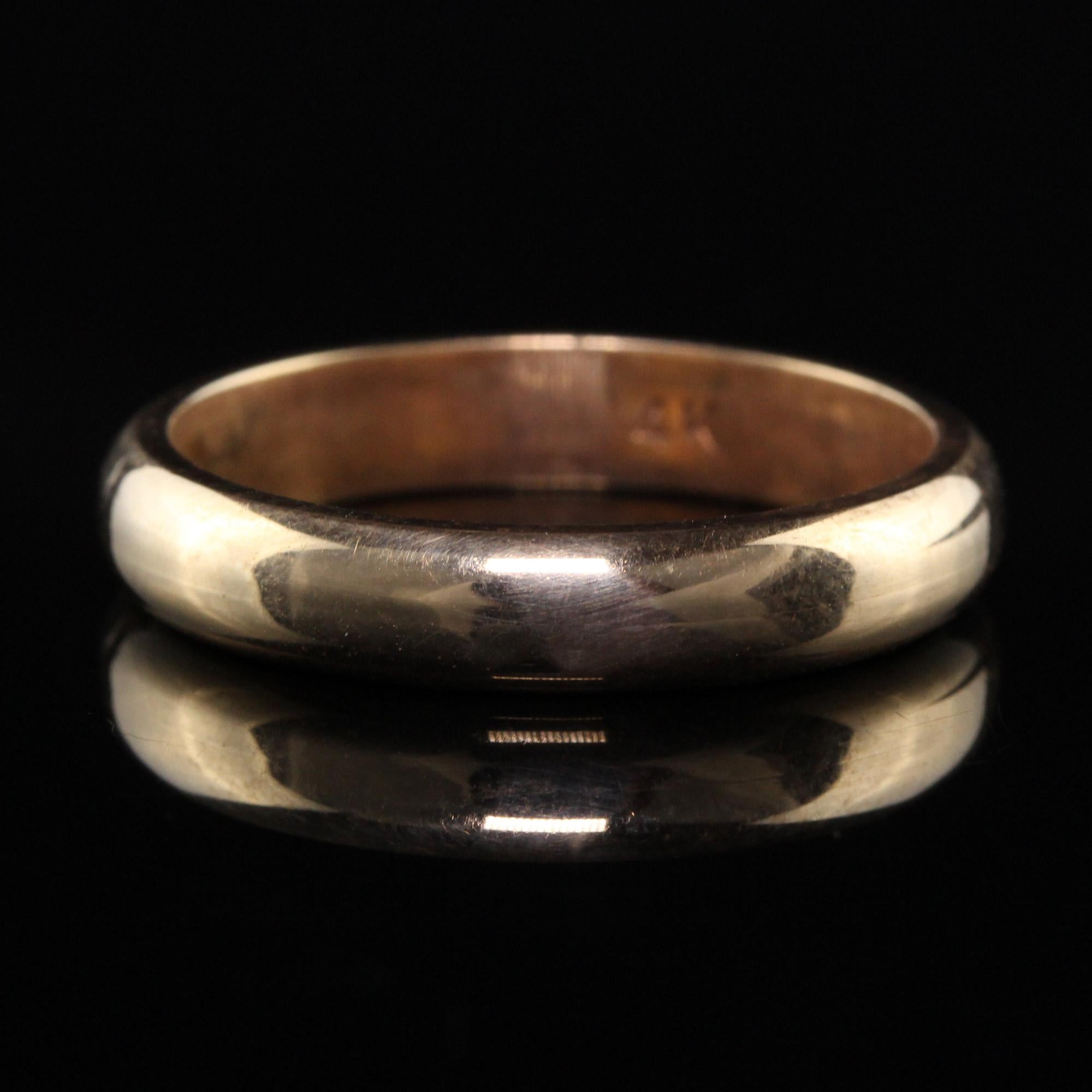 Antique Art Deco 14k Yellow Gold Classic Wedding Band In Excellent Condition In Great Neck, NY