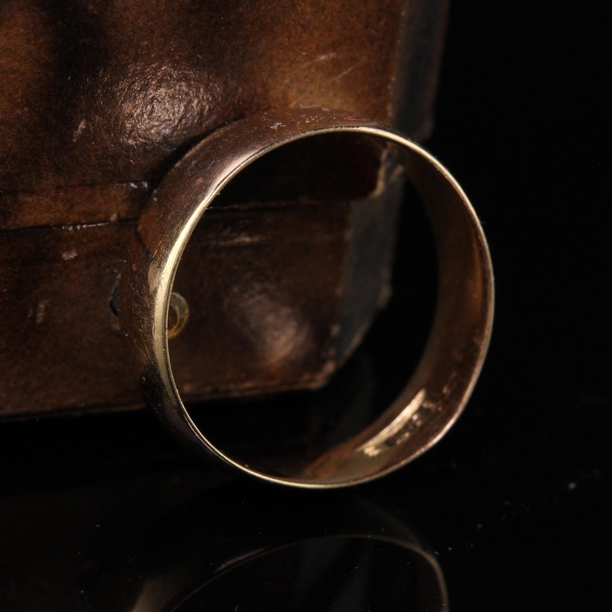 Antike Art Deco 14K Gelbgold Classic Wide Wedding Band - Größe 6 3/4 (Art déco) im Angebot
