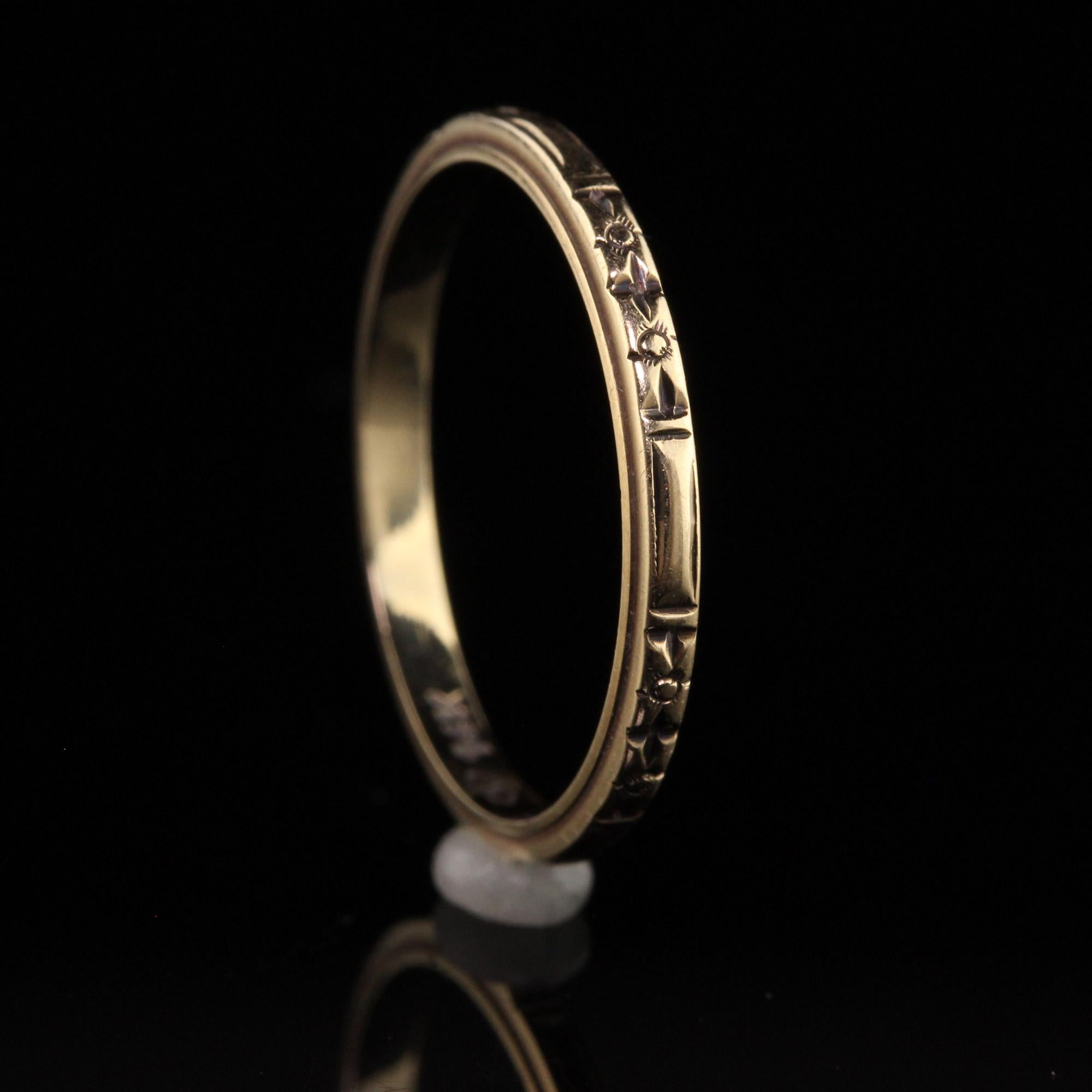 Antique Art Deco 14K Yellow Gold Engraved Wedding Band - Size 7 1