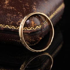 Antique Art Deco 14K Yellow Gold Engraved Wedding Band