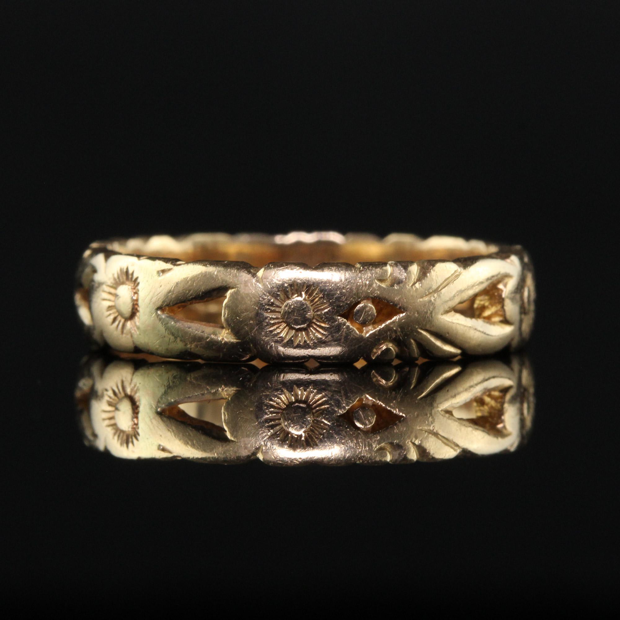 Antique Art Deco 14K Yellow Gold Floral Engraved Wedding Band - Size 5 2