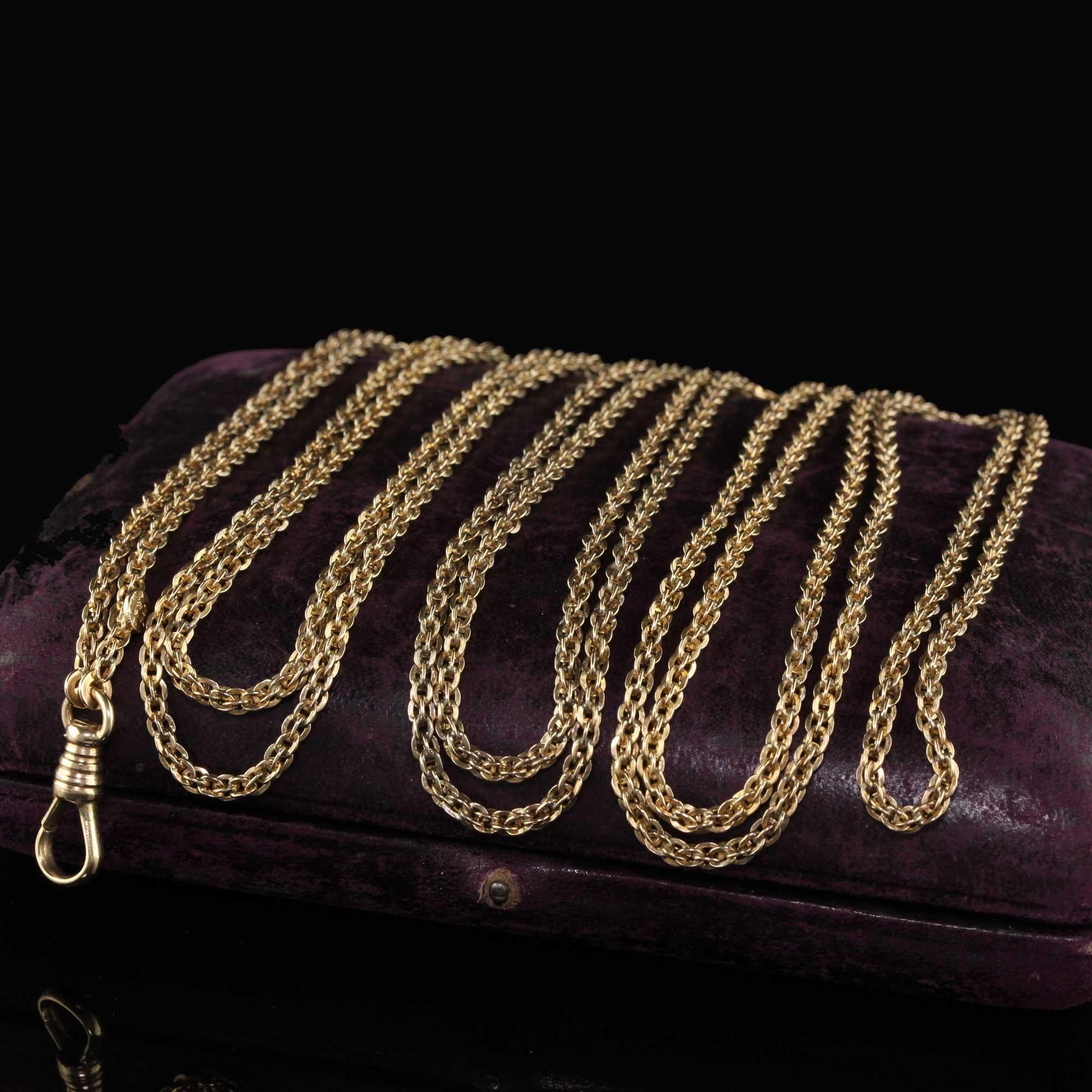 Schöne antike Art Deco 14K Gelbgold Intertwined Link Double Strand Kette - 32 Zoll. Diese wunderschöne Kette ist aus 14k Gelbgold gefertigt. Die Kette ist mit Kabelgliedern in einem Doppelstrang verbunden und befindet sich in einem guten Zustand.