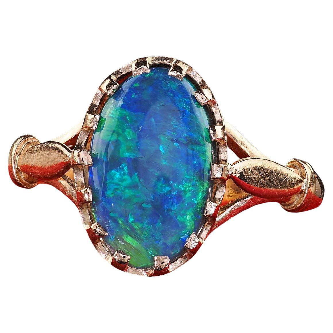 Anello di fidanzamento antico Art Deco in oro giallo 14K con opale nero naturale in vendita