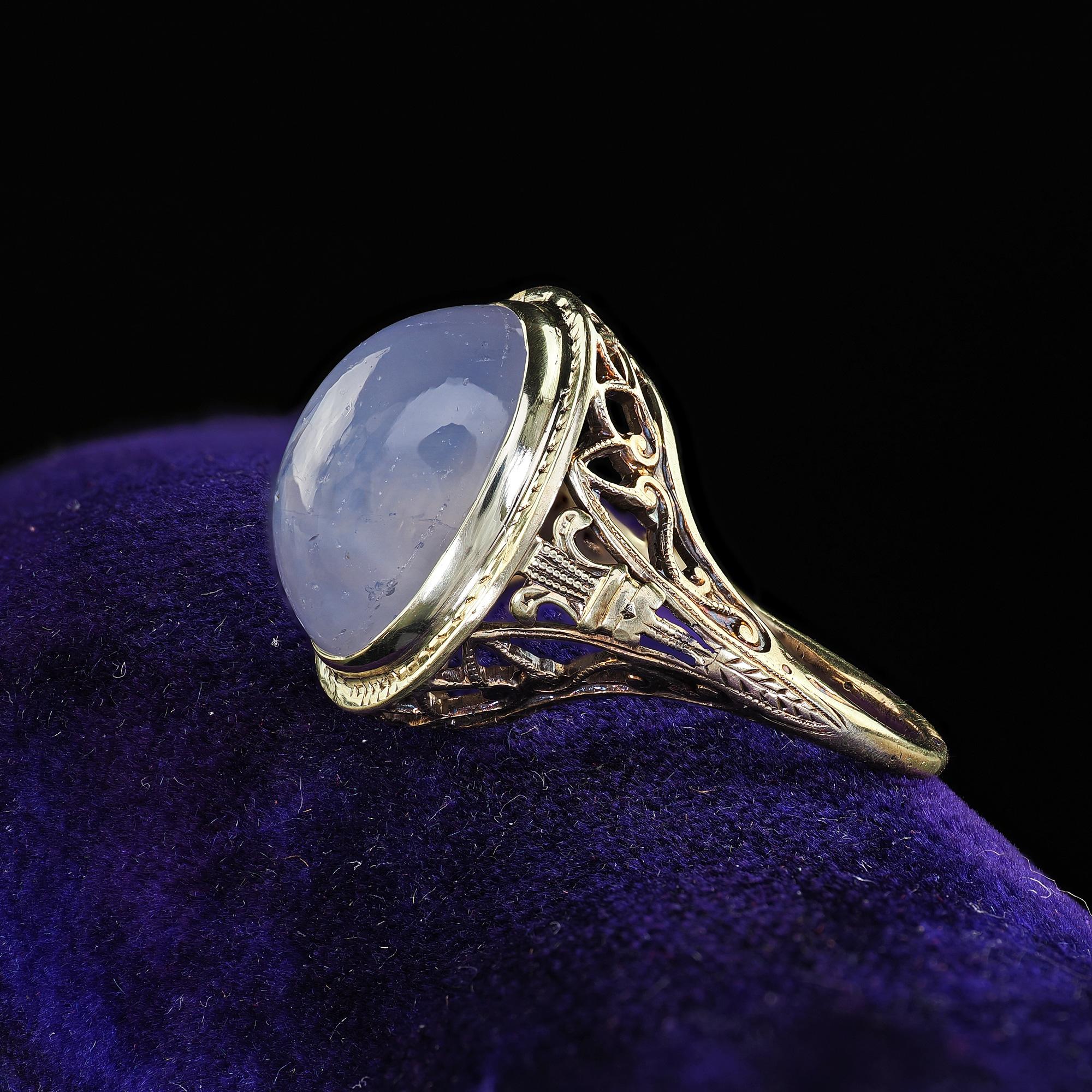Antiker Art Deco 14K Gelbgold Natürlicher Cabochon Stern Saphir Filigraner Ring im Zustand „Gut“ im Angebot in Great Neck, NY